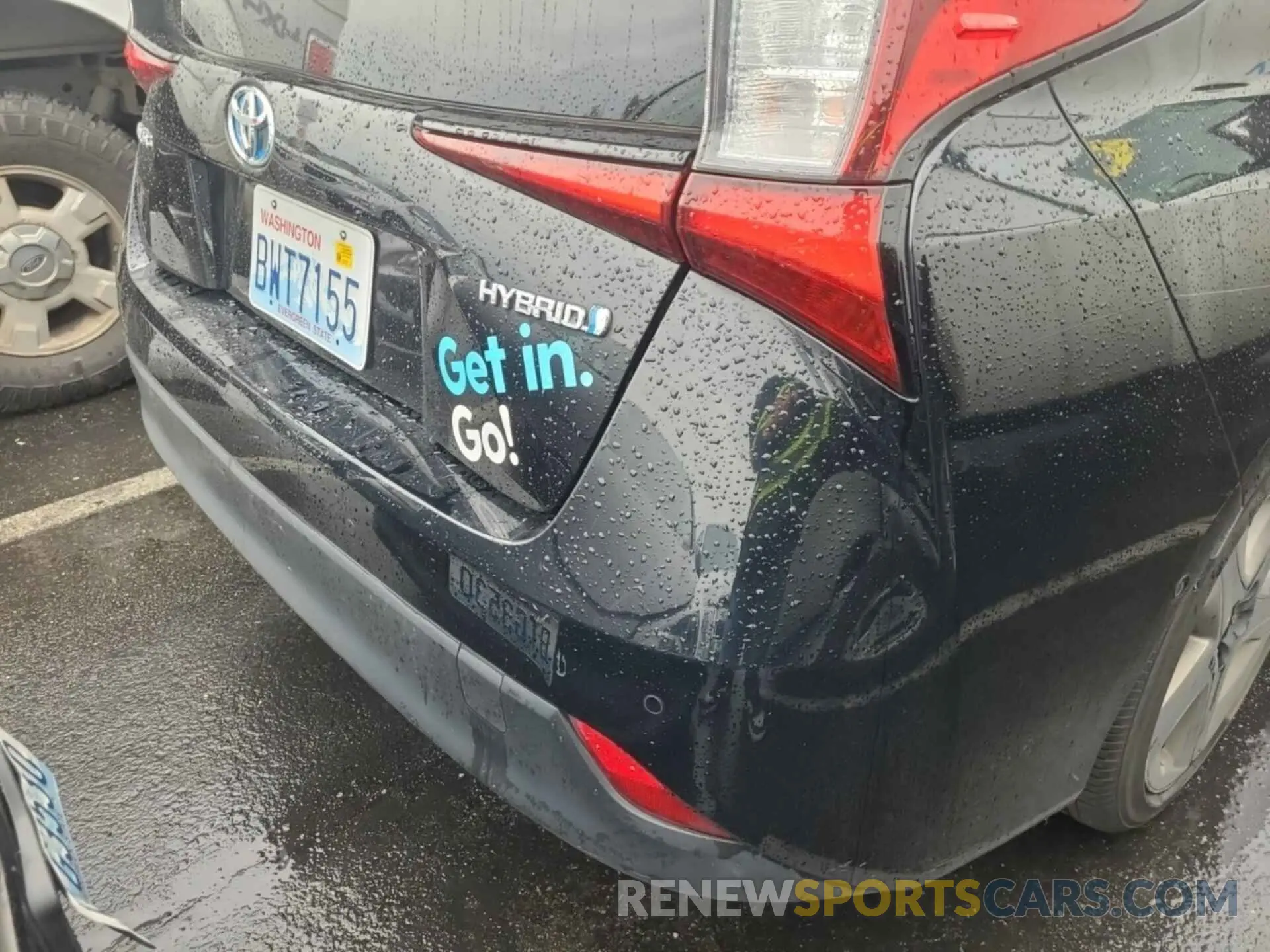 5 Photograph of a damaged car JTDKAMFU8M3136100 TOYOTA PRIUS 2021