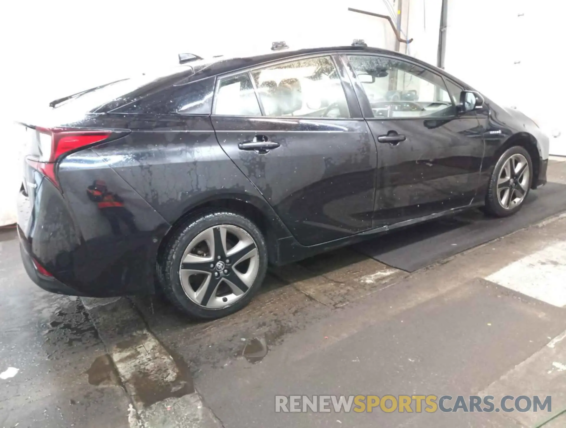 22 Photograph of a damaged car JTDKAMFU8M3136257 TOYOTA PRIUS 2021