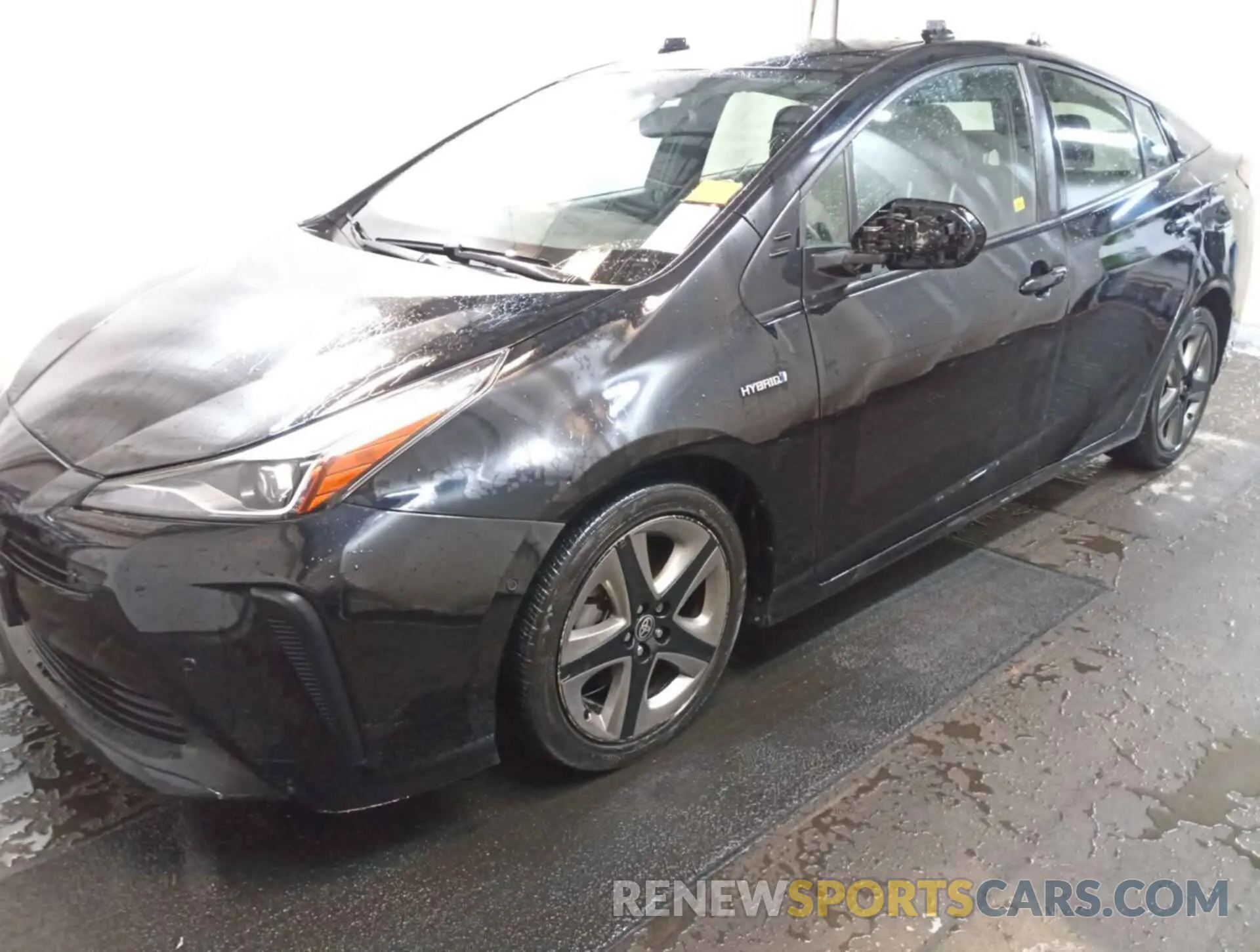 27 Photograph of a damaged car JTDKAMFU8M3136257 TOYOTA PRIUS 2021