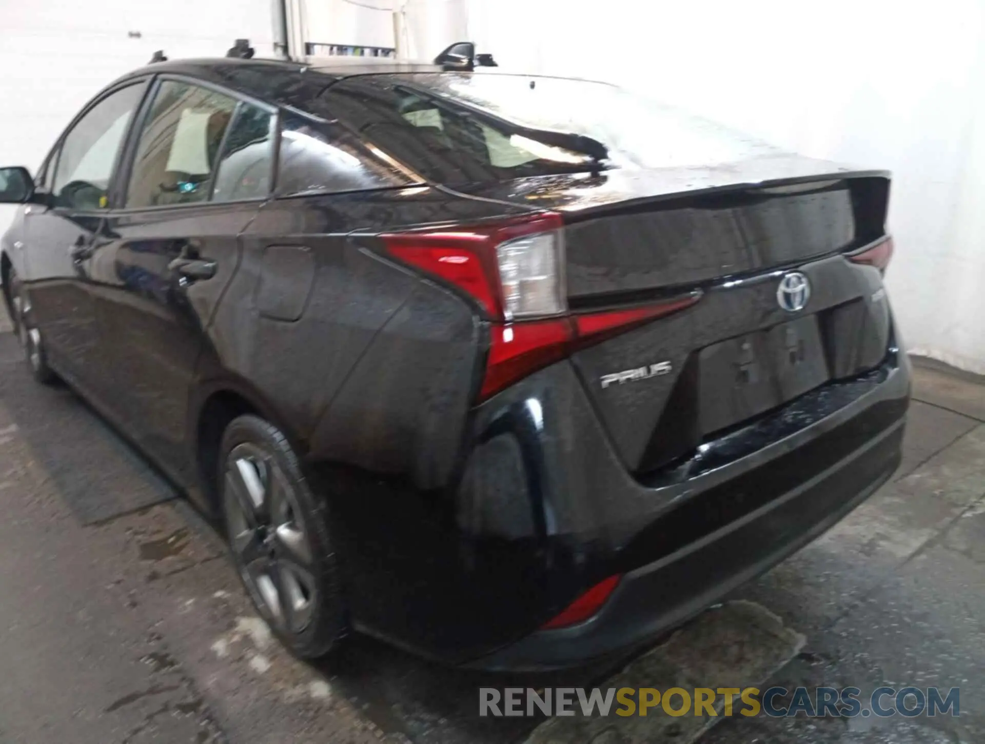 13 Photograph of a damaged car JTDKAMFU8M3136694 TOYOTA PRIUS 2021