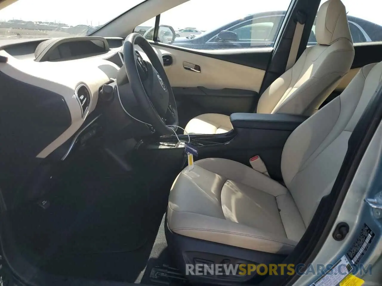 7 Photograph of a damaged car JTDKAMFU8M3143970 TOYOTA PRIUS 2021
