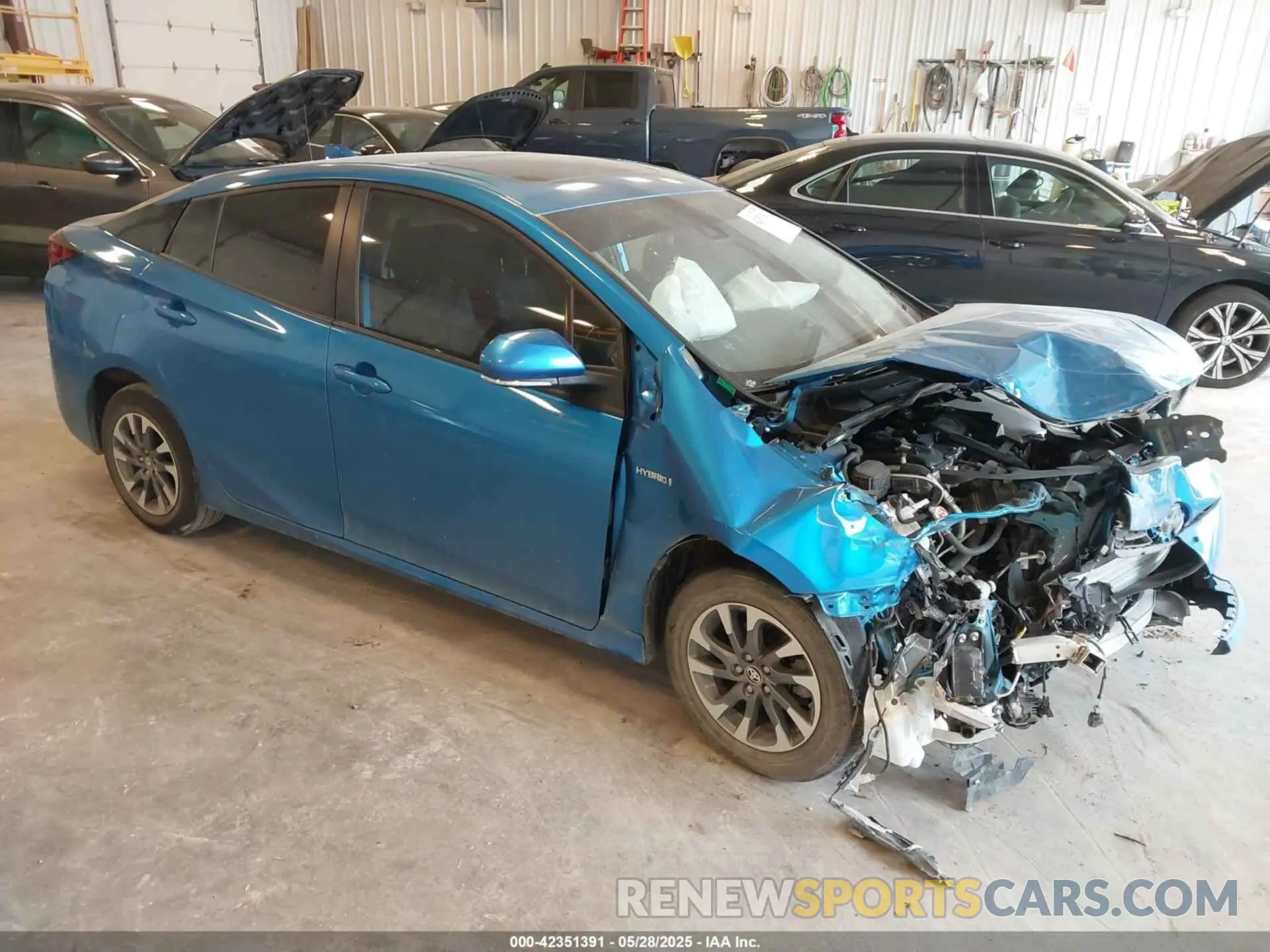 1 Photograph of a damaged car JTDKAMFU9M3133206 TOYOTA PRIUS 2021