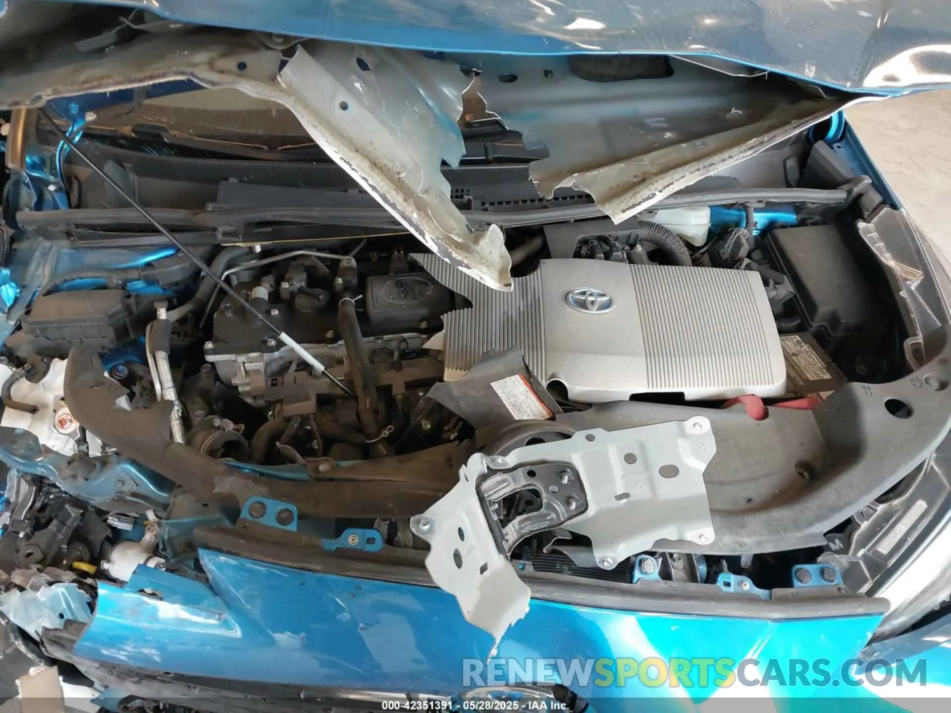 10 Photograph of a damaged car JTDKAMFU9M3133206 TOYOTA PRIUS 2021