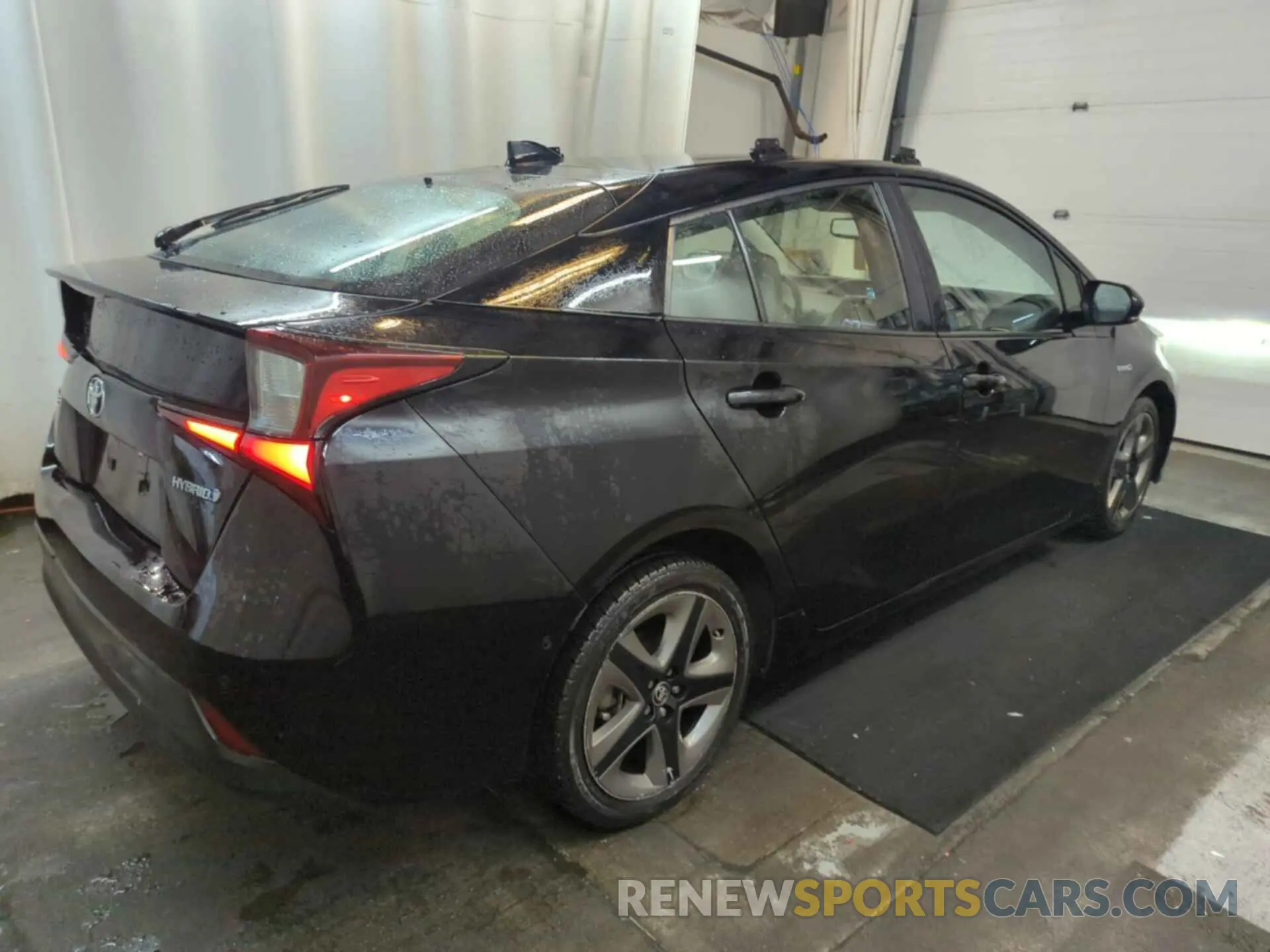 9 Photograph of a damaged car JTDKAMFU9M3136431 TOYOTA PRIUS 2021