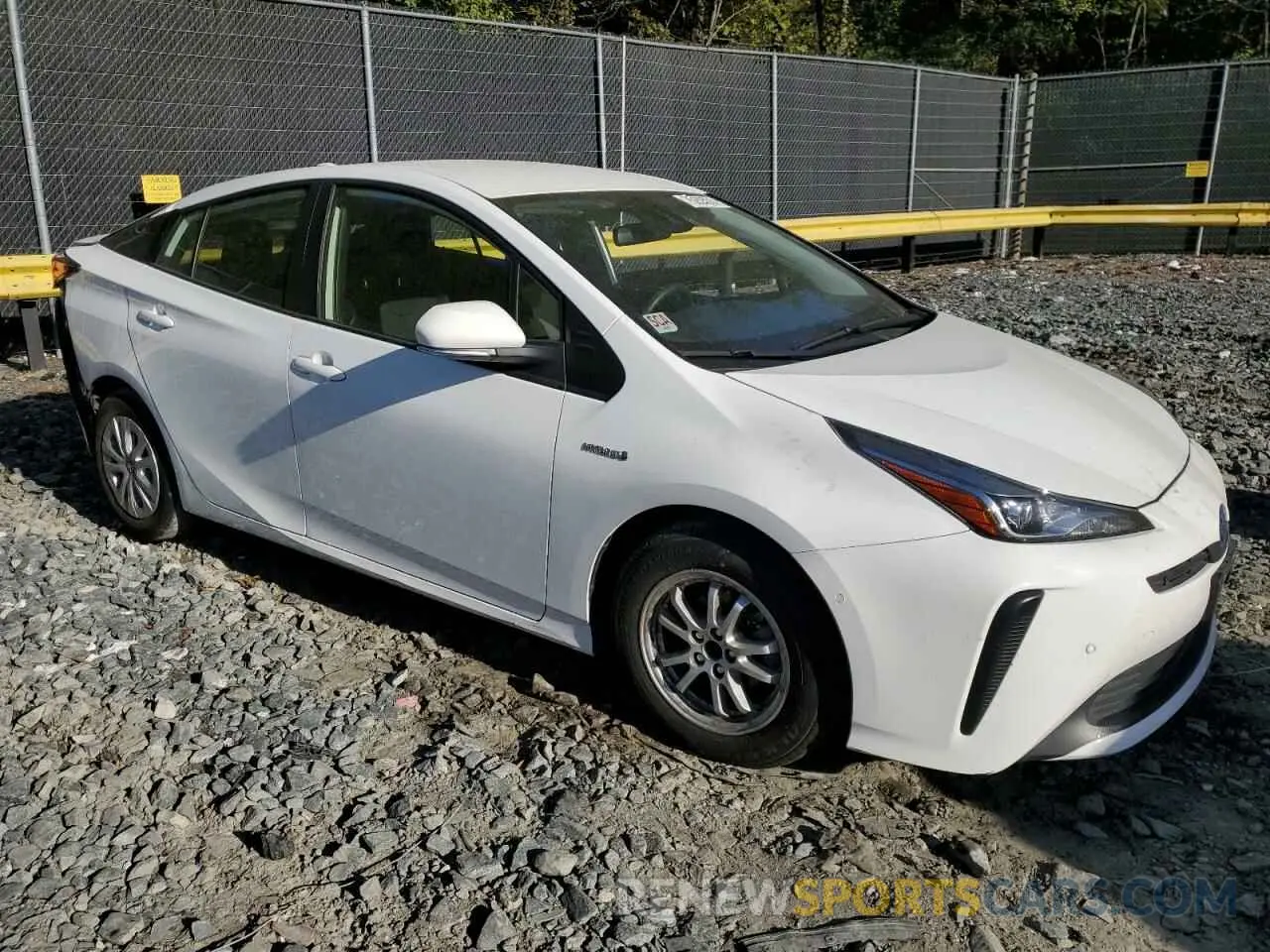 4 Photograph of a damaged car JTDKAMFU9M3144044 TOYOTA PRIUS 2021