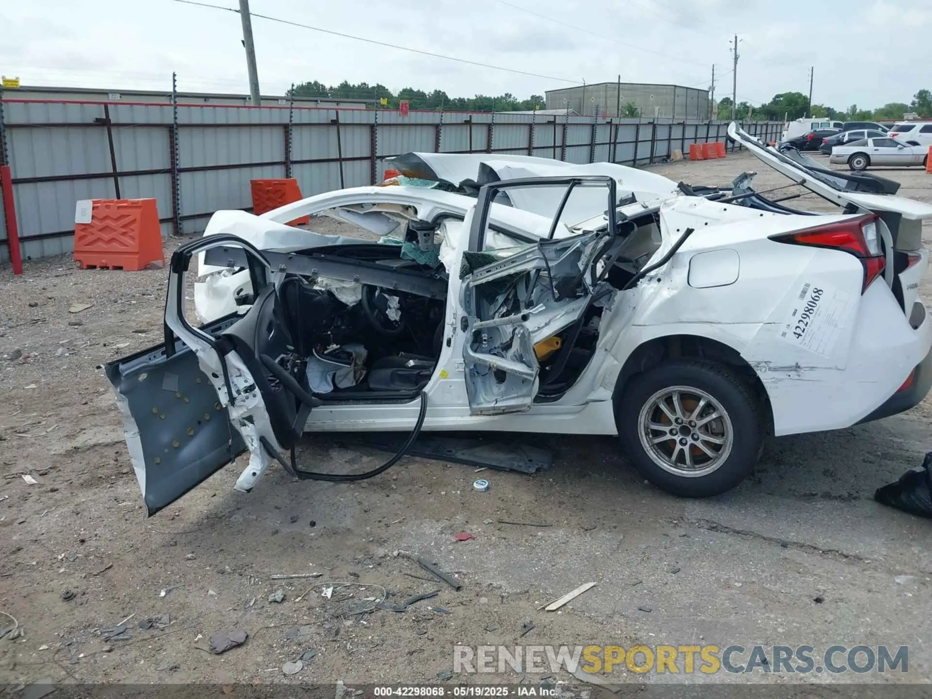 13 Photograph of a damaged car JTDKAMFU9M3144965 TOYOTA PRIUS 2021