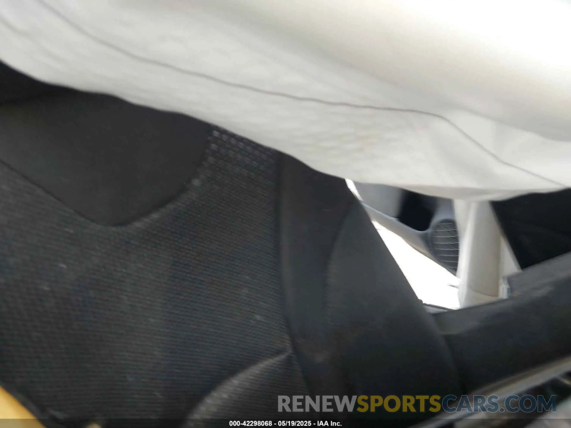 5 Photograph of a damaged car JTDKAMFU9M3144965 TOYOTA PRIUS 2021