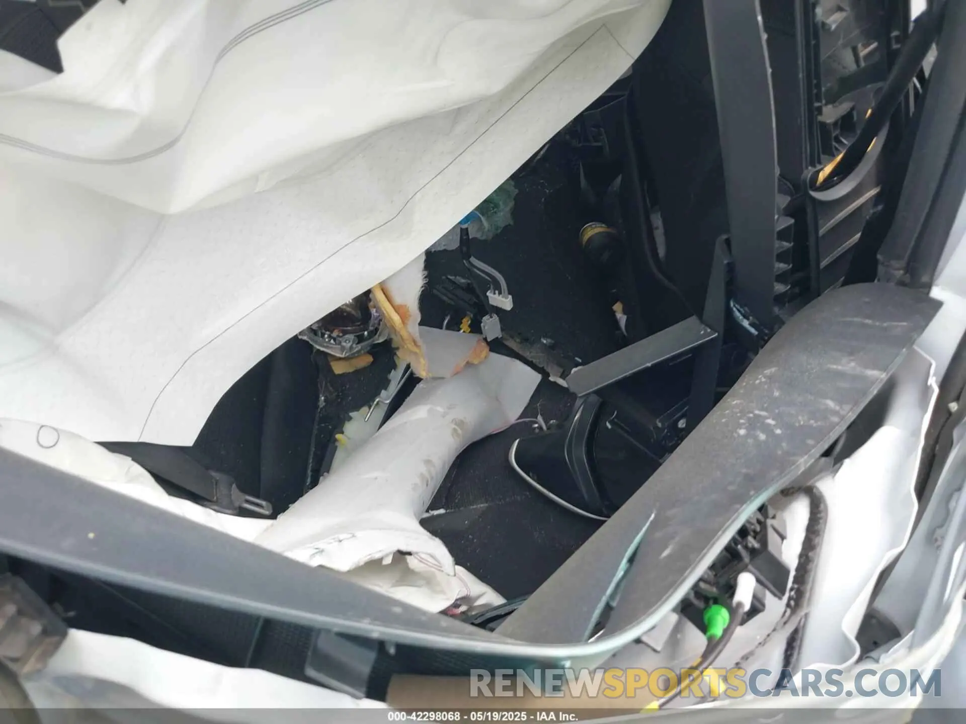 8 Photograph of a damaged car JTDKAMFU9M3144965 TOYOTA PRIUS 2021