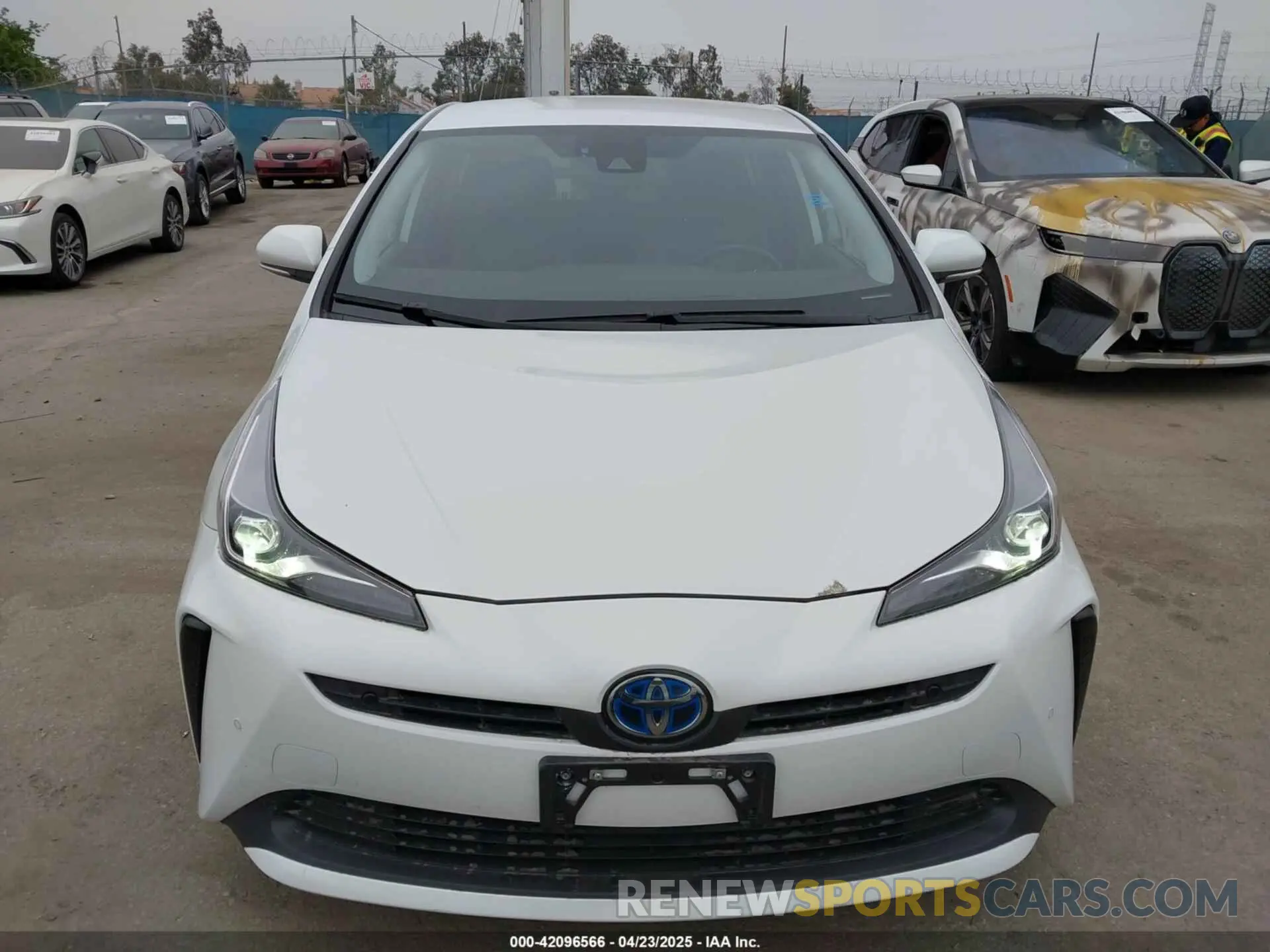 12 Photograph of a damaged car JTDKAMFUXM3126703 TOYOTA PRIUS 2021