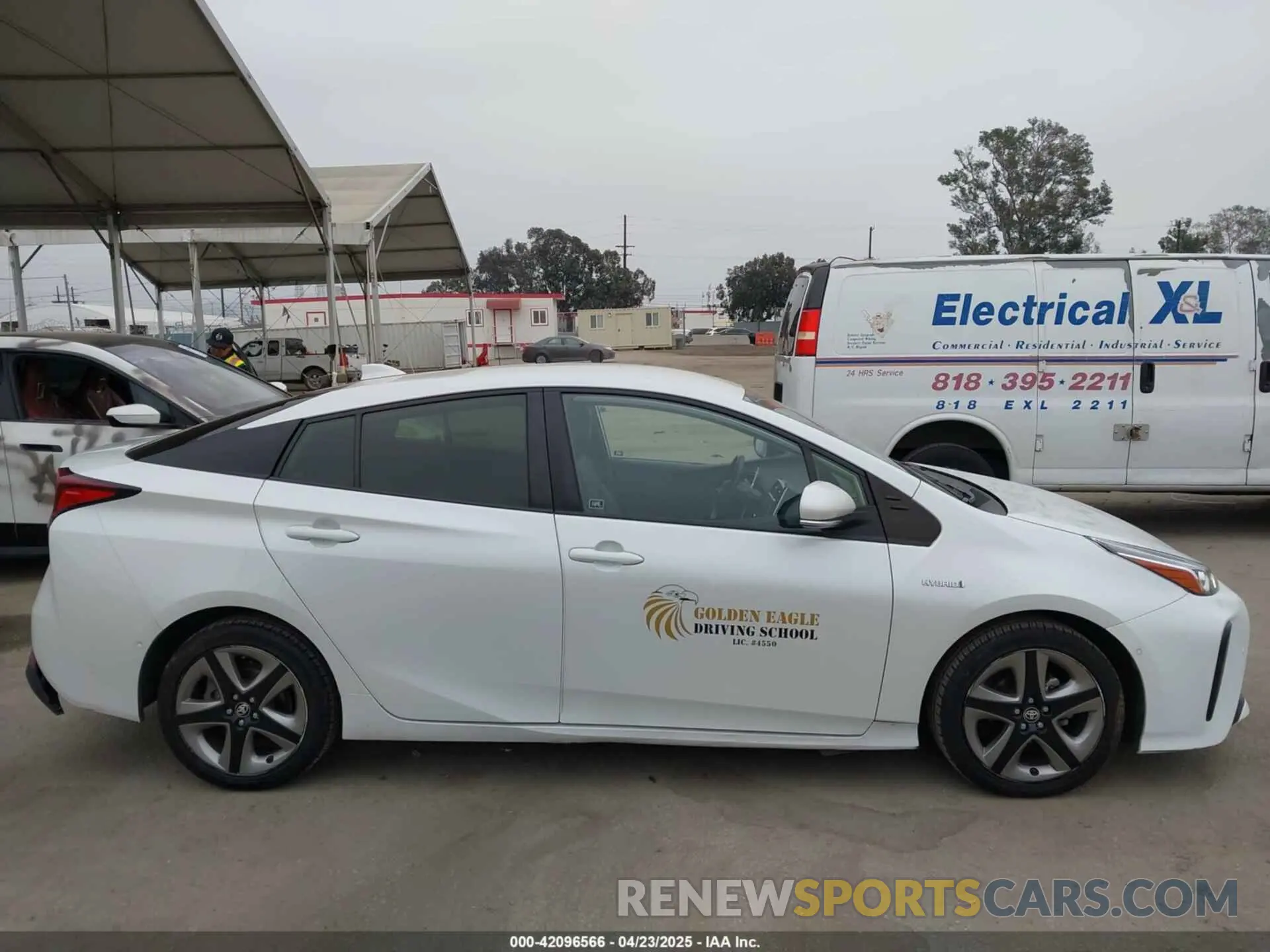 13 Photograph of a damaged car JTDKAMFUXM3126703 TOYOTA PRIUS 2021