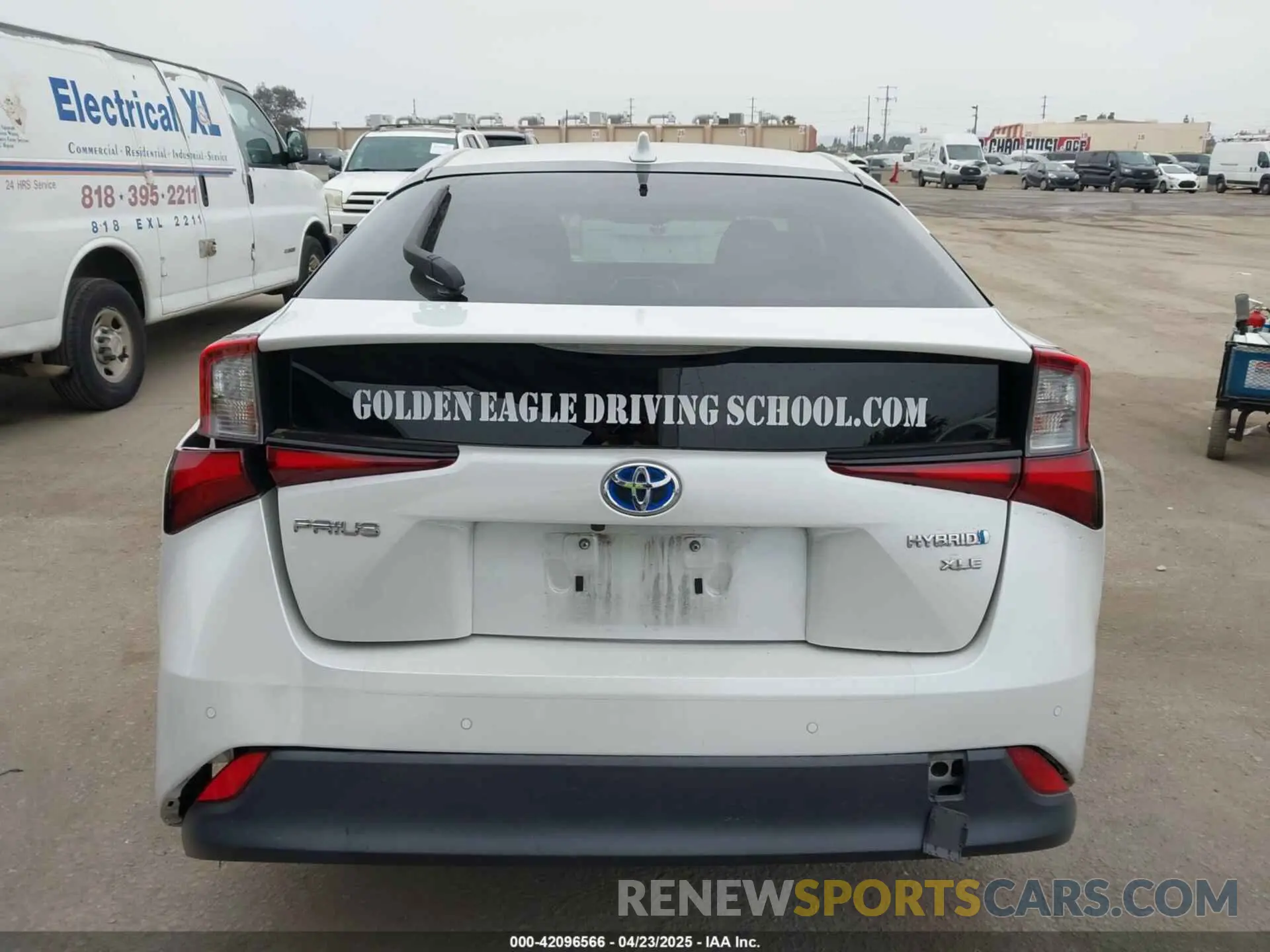 16 Photograph of a damaged car JTDKAMFUXM3126703 TOYOTA PRIUS 2021