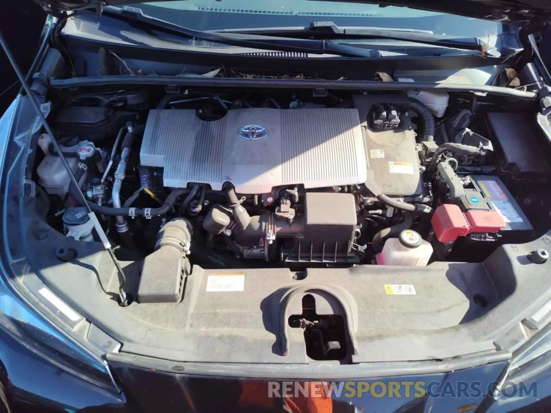 18 Photograph of a damaged car JTDKAMFUXM3136325 TOYOTA PRIUS 2021