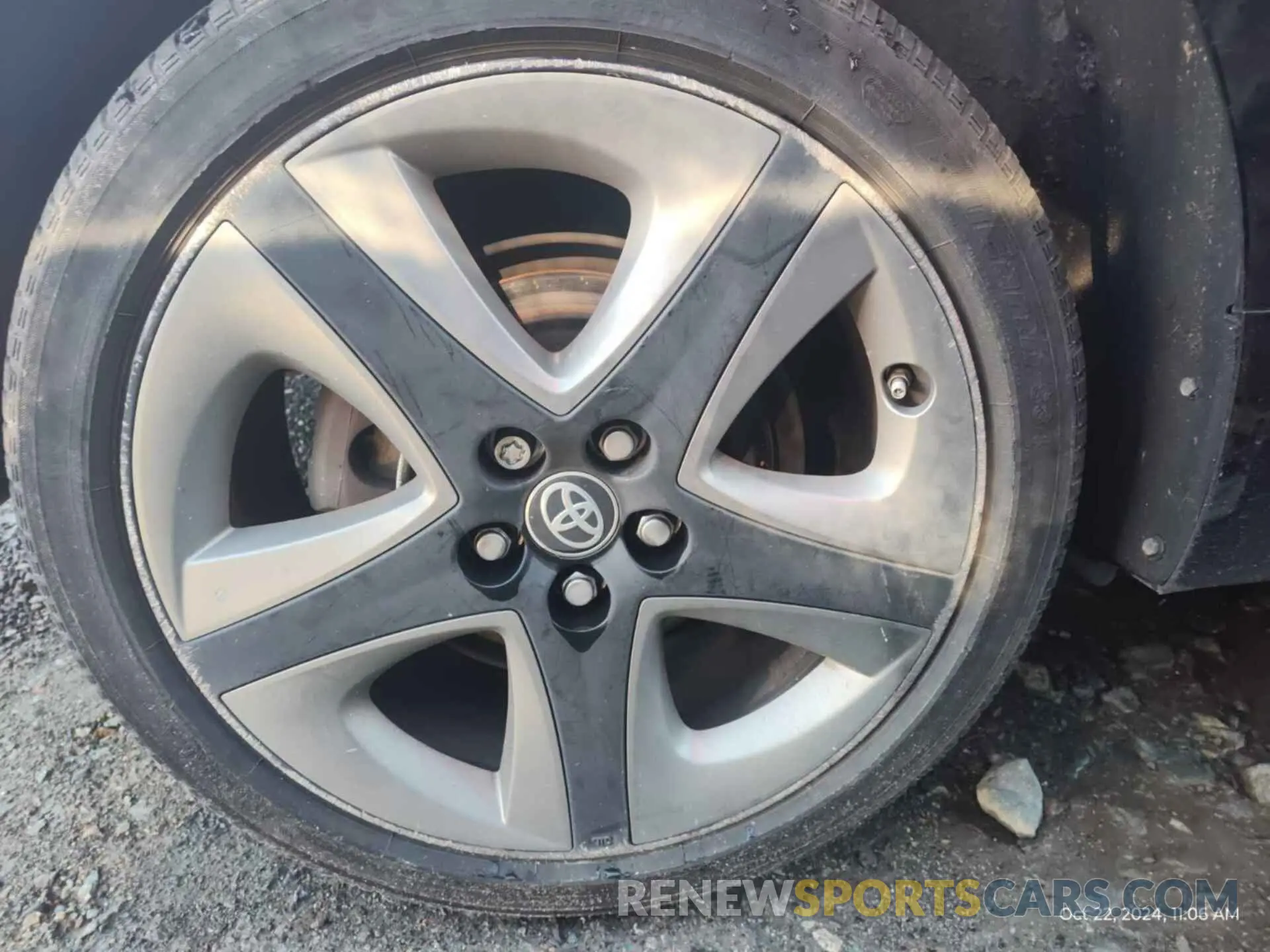 33 Photograph of a damaged car JTDKAMFUXM3136325 TOYOTA PRIUS 2021