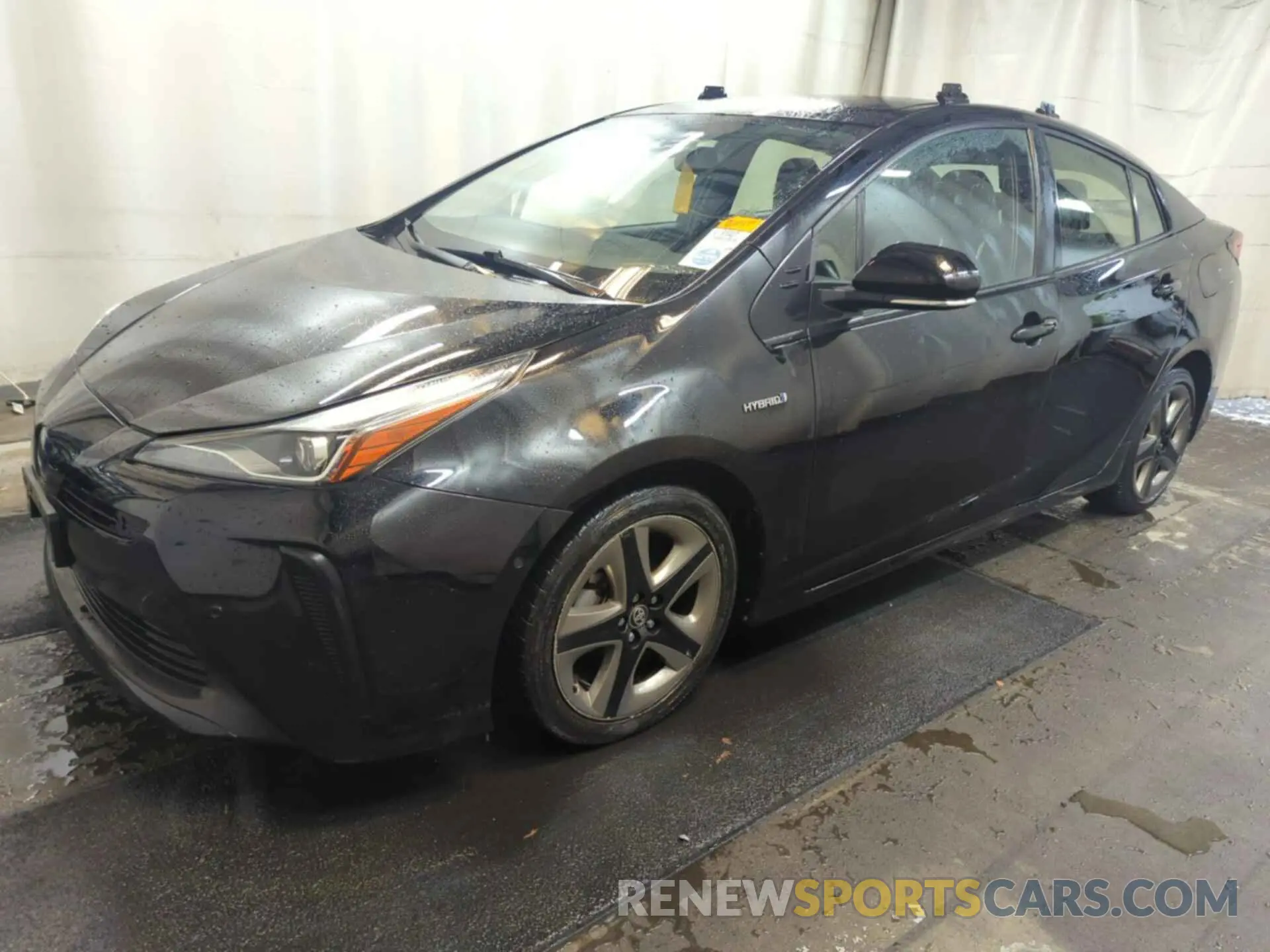 37 Photograph of a damaged car JTDKAMFUXM3136325 TOYOTA PRIUS 2021
