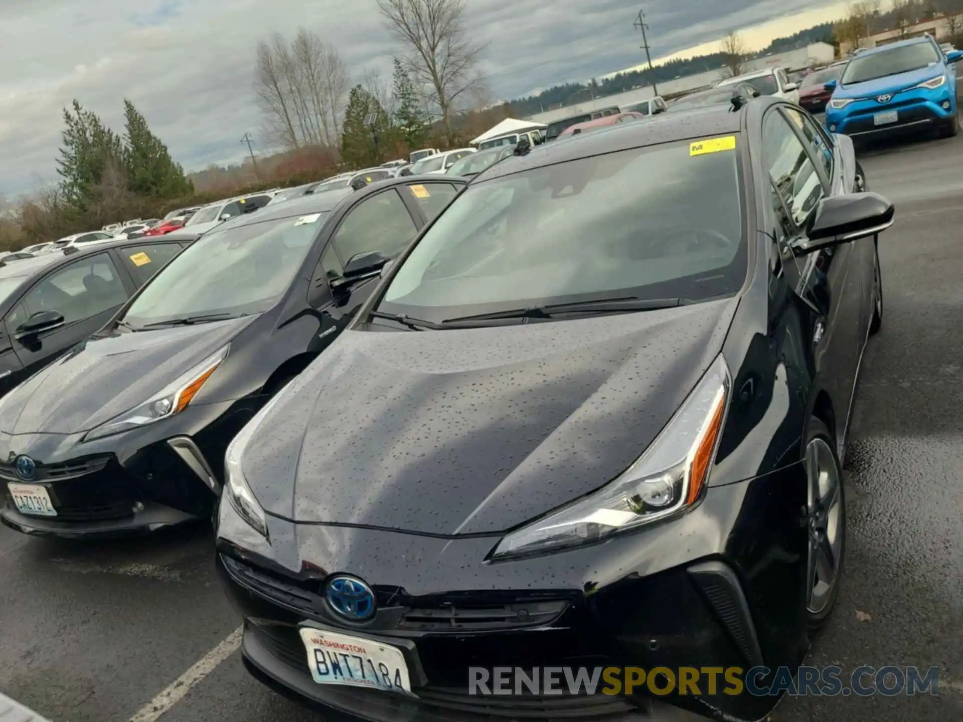 18 Photograph of a damaged car JTDKAMFUXM3136440 TOYOTA PRIUS 2021