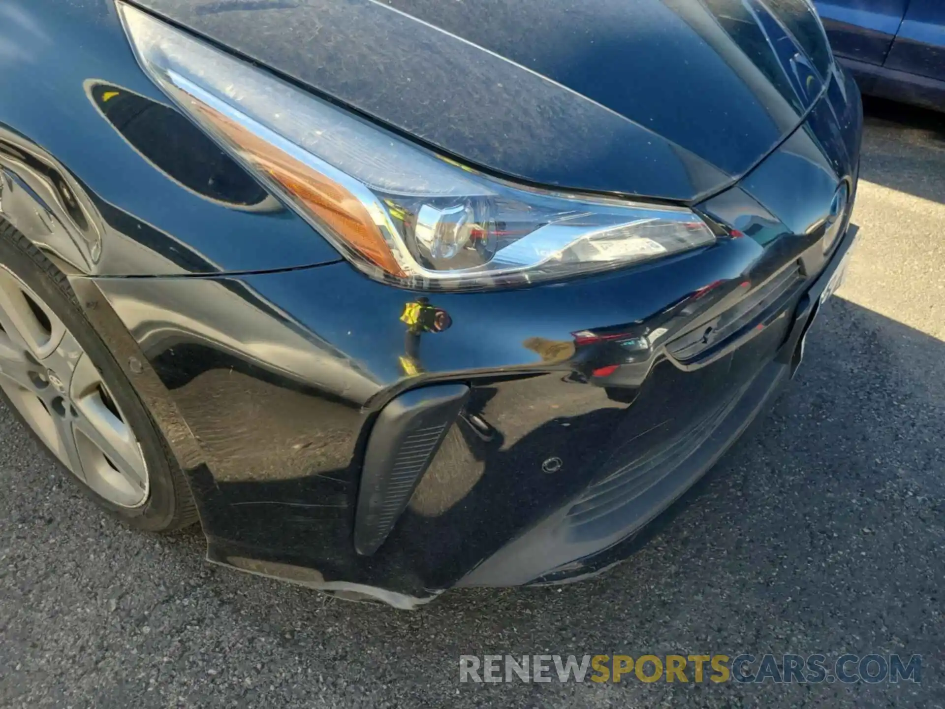 19 Photograph of a damaged car JTDKAMFUXM3136440 TOYOTA PRIUS 2021