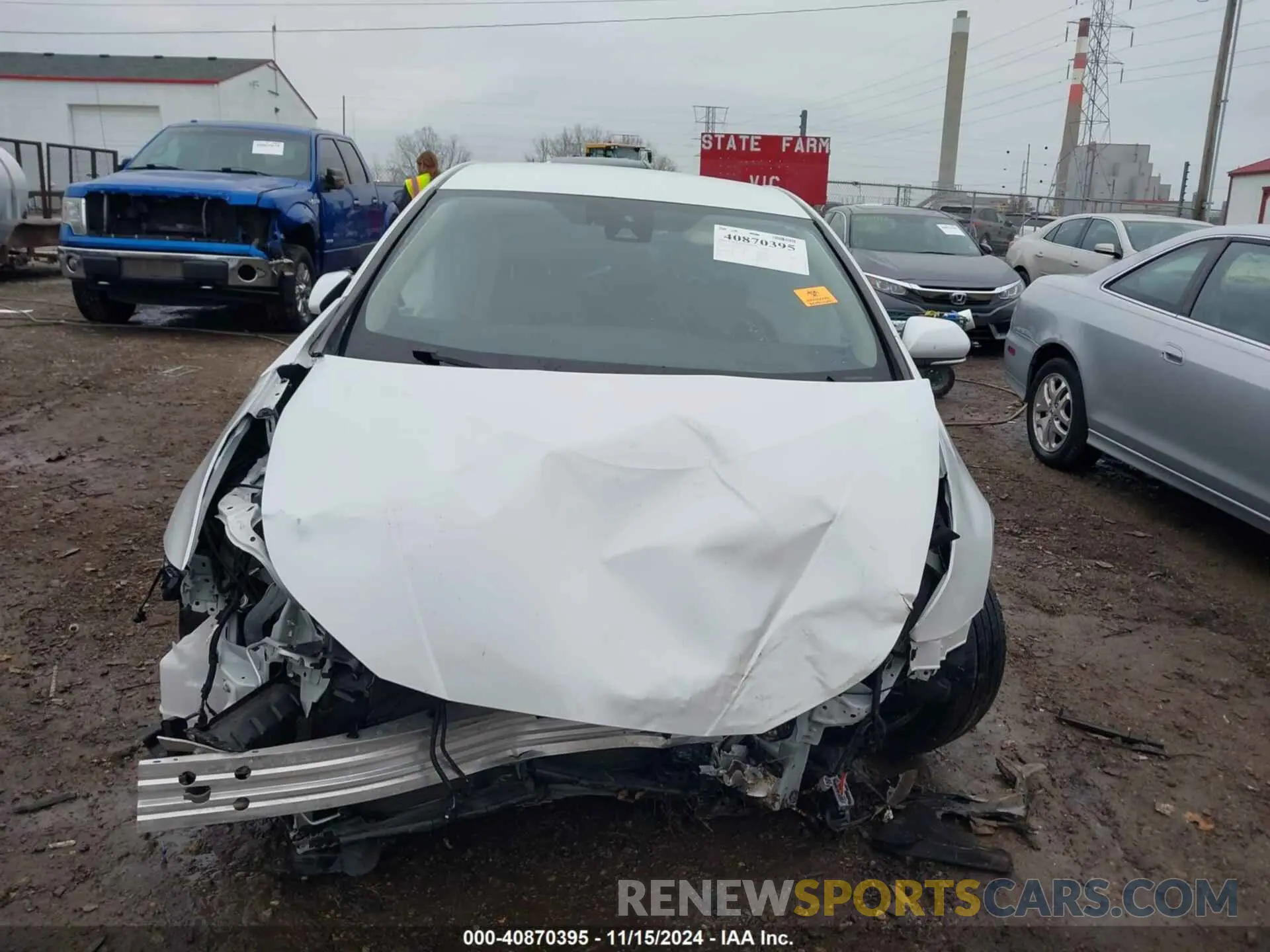 12 Photograph of a damaged car JTDKAMFUXM3137233 TOYOTA PRIUS 2021