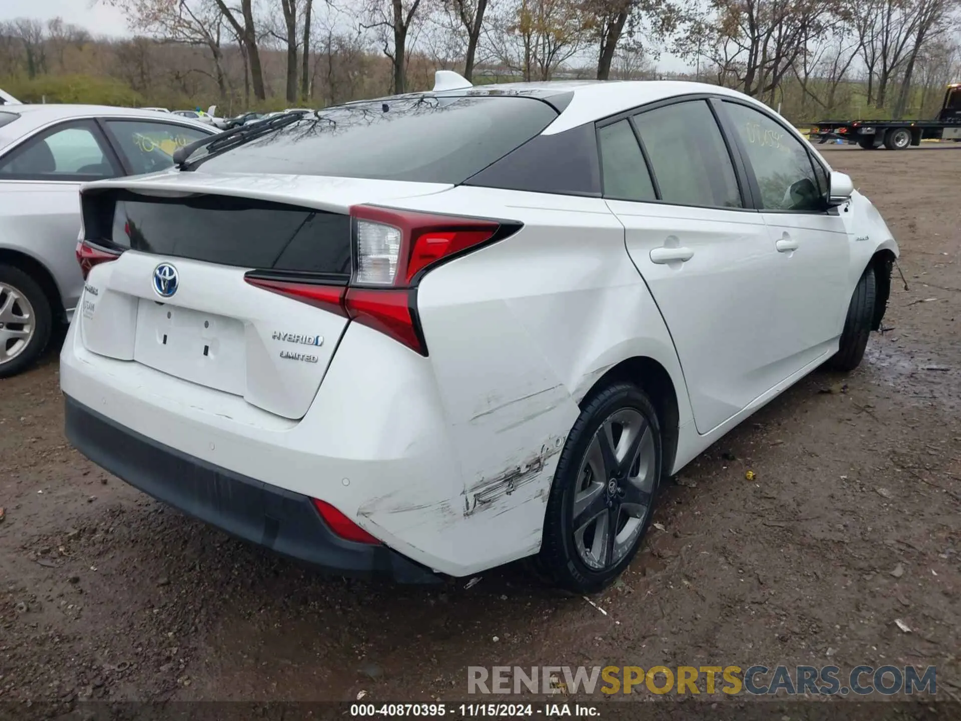 4 Photograph of a damaged car JTDKAMFUXM3137233 TOYOTA PRIUS 2021