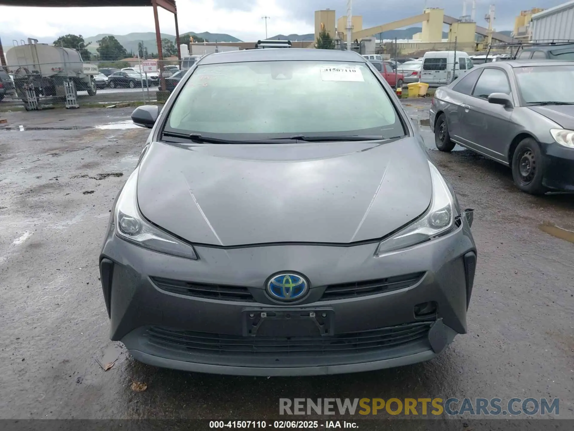 12 Photograph of a damaged car JTDKAMFUXM3143646 TOYOTA PRIUS 2021