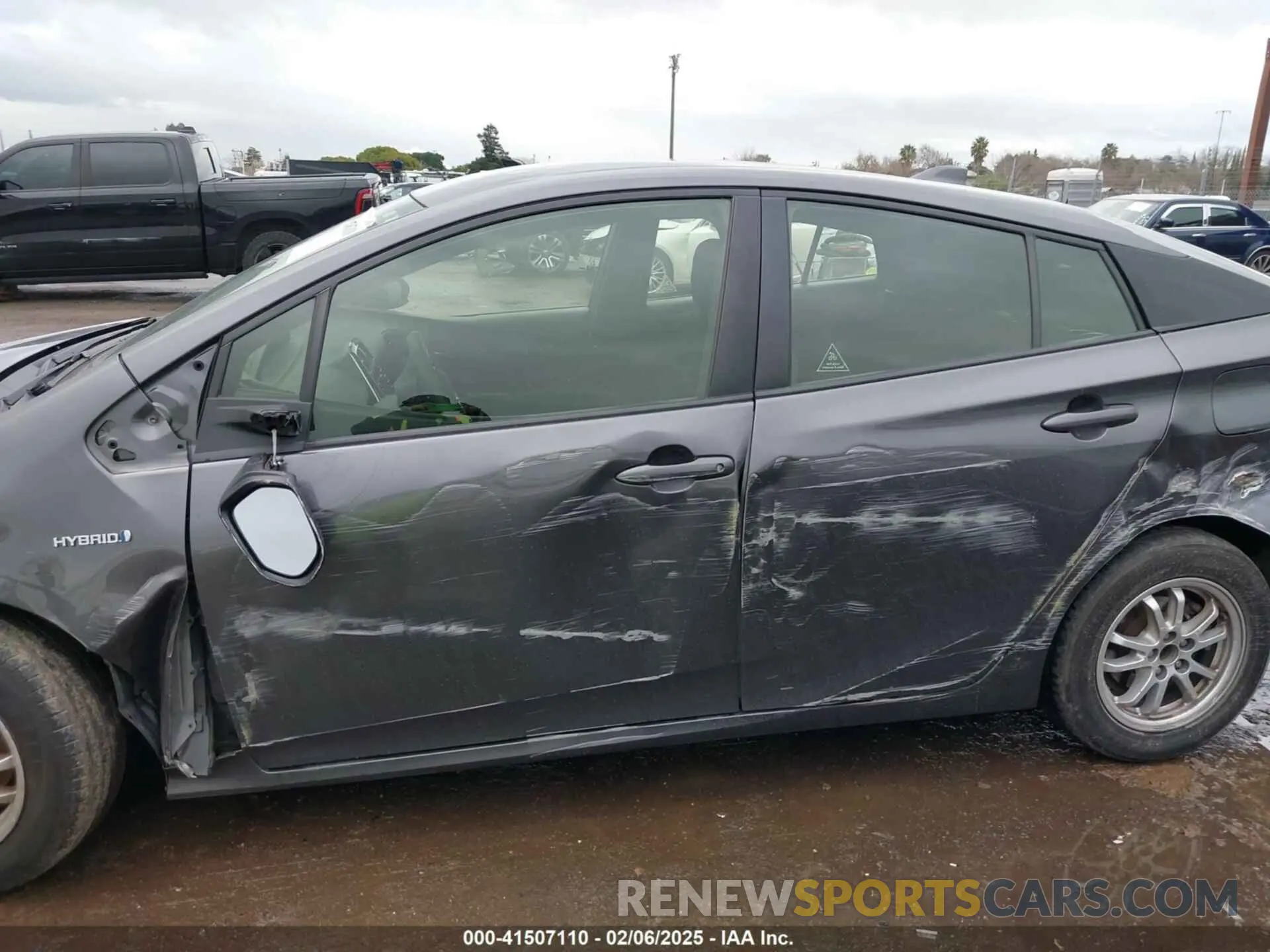 14 Photograph of a damaged car JTDKAMFUXM3143646 TOYOTA PRIUS 2021