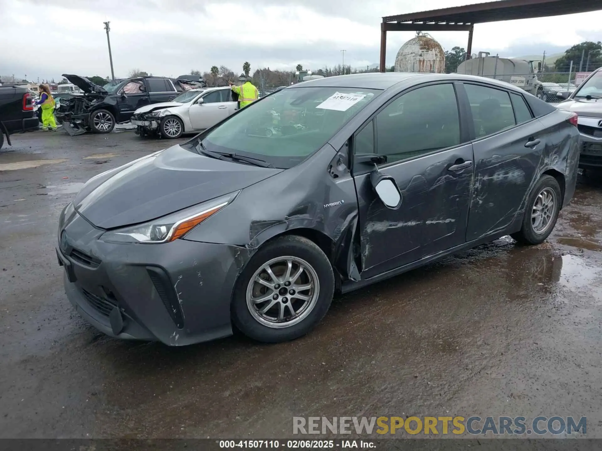 2 Photograph of a damaged car JTDKAMFUXM3143646 TOYOTA PRIUS 2021