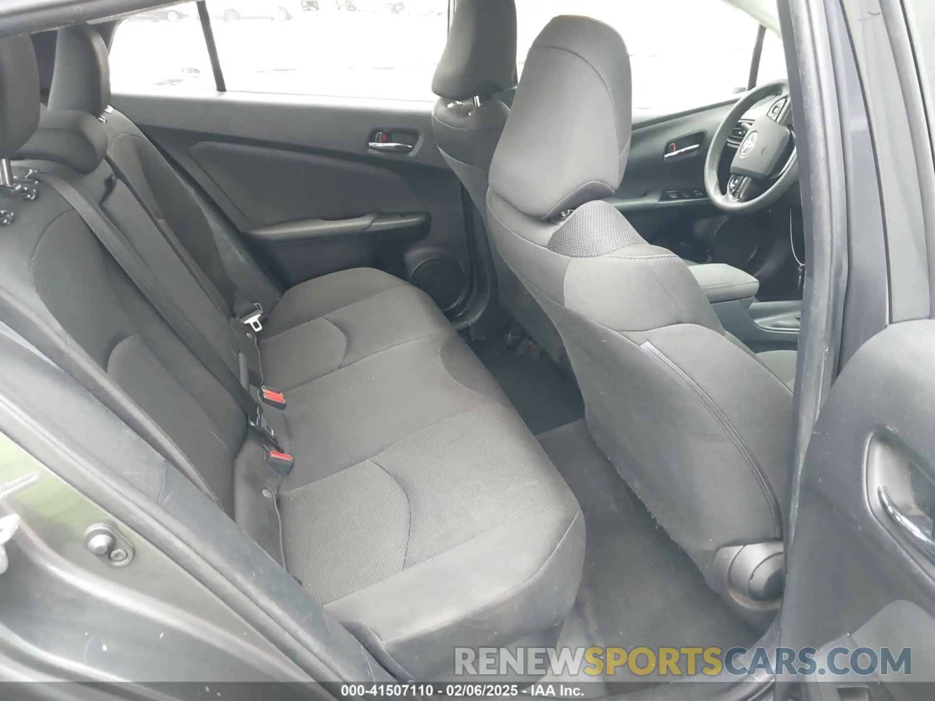 8 Photograph of a damaged car JTDKAMFUXM3143646 TOYOTA PRIUS 2021