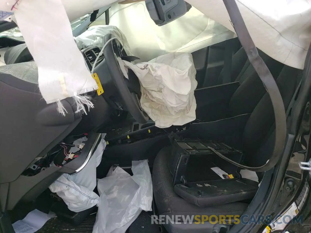 7 Photograph of a damaged car JTDKAMFUXM3148958 TOYOTA PRIUS 2021