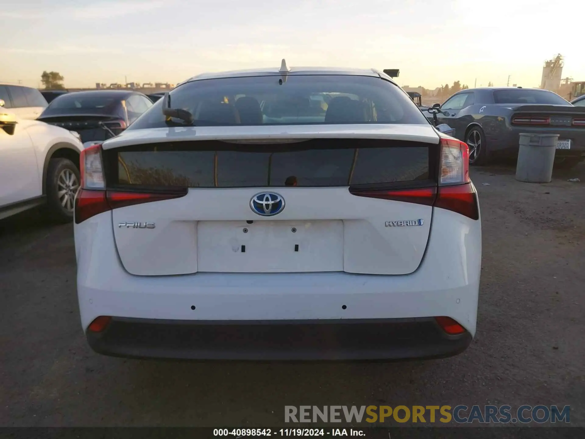 16 Photograph of a damaged car JTDKAMFUXM3149771 TOYOTA PRIUS 2021