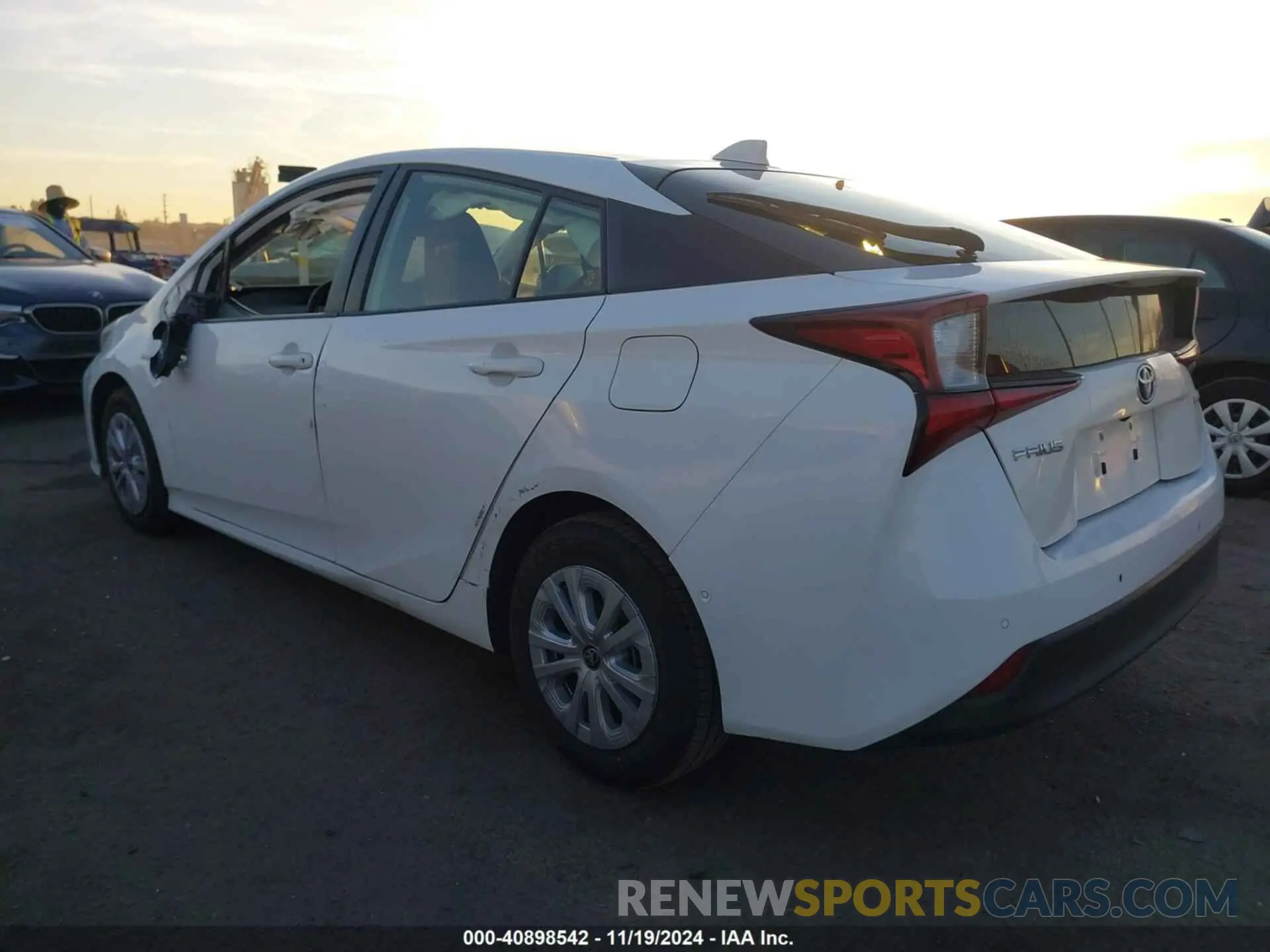 3 Photograph of a damaged car JTDKAMFUXM3149771 TOYOTA PRIUS 2021