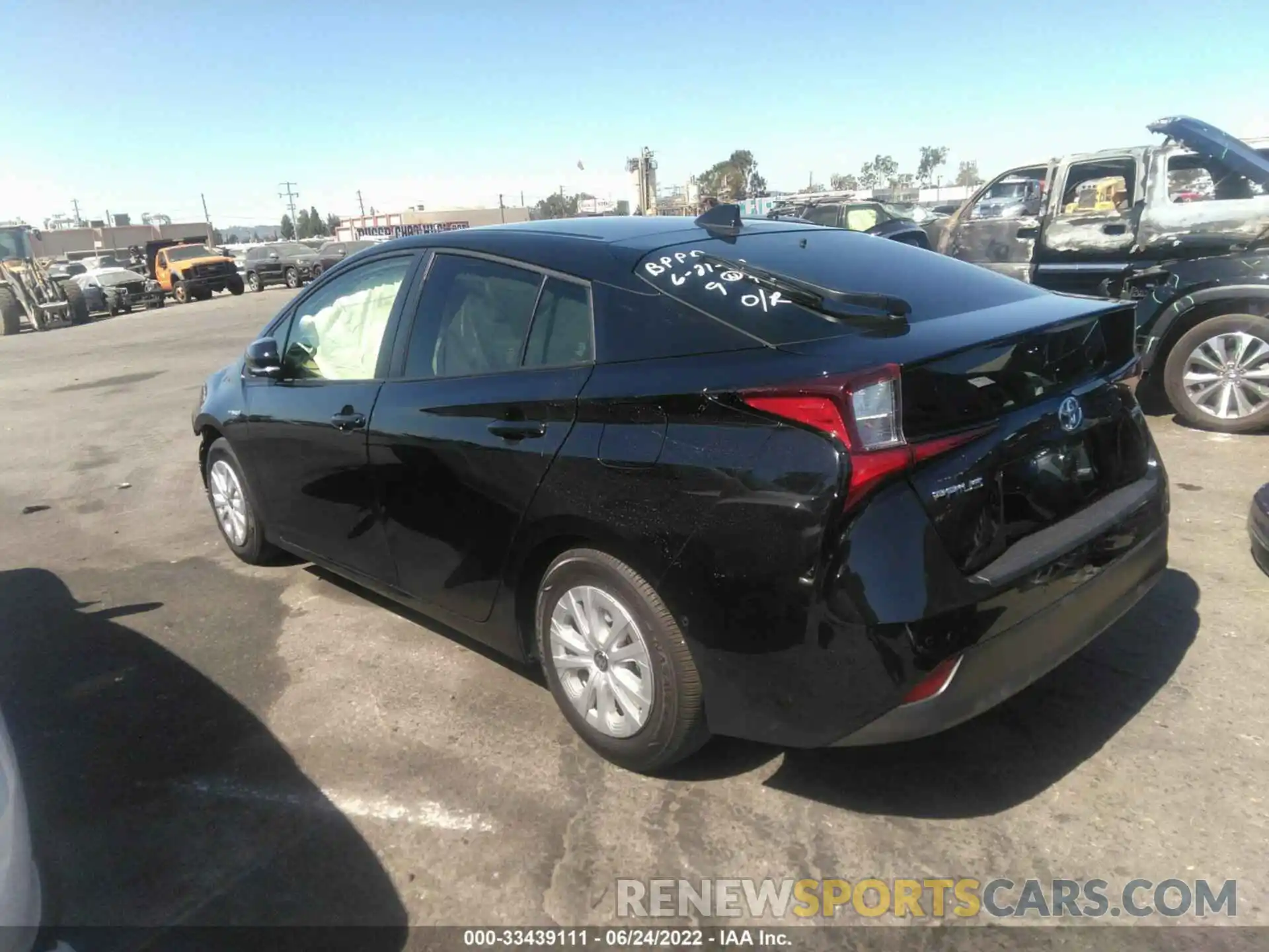 3 Photograph of a damaged car JTDKAMFUXM3150502 TOYOTA PRIUS 2021