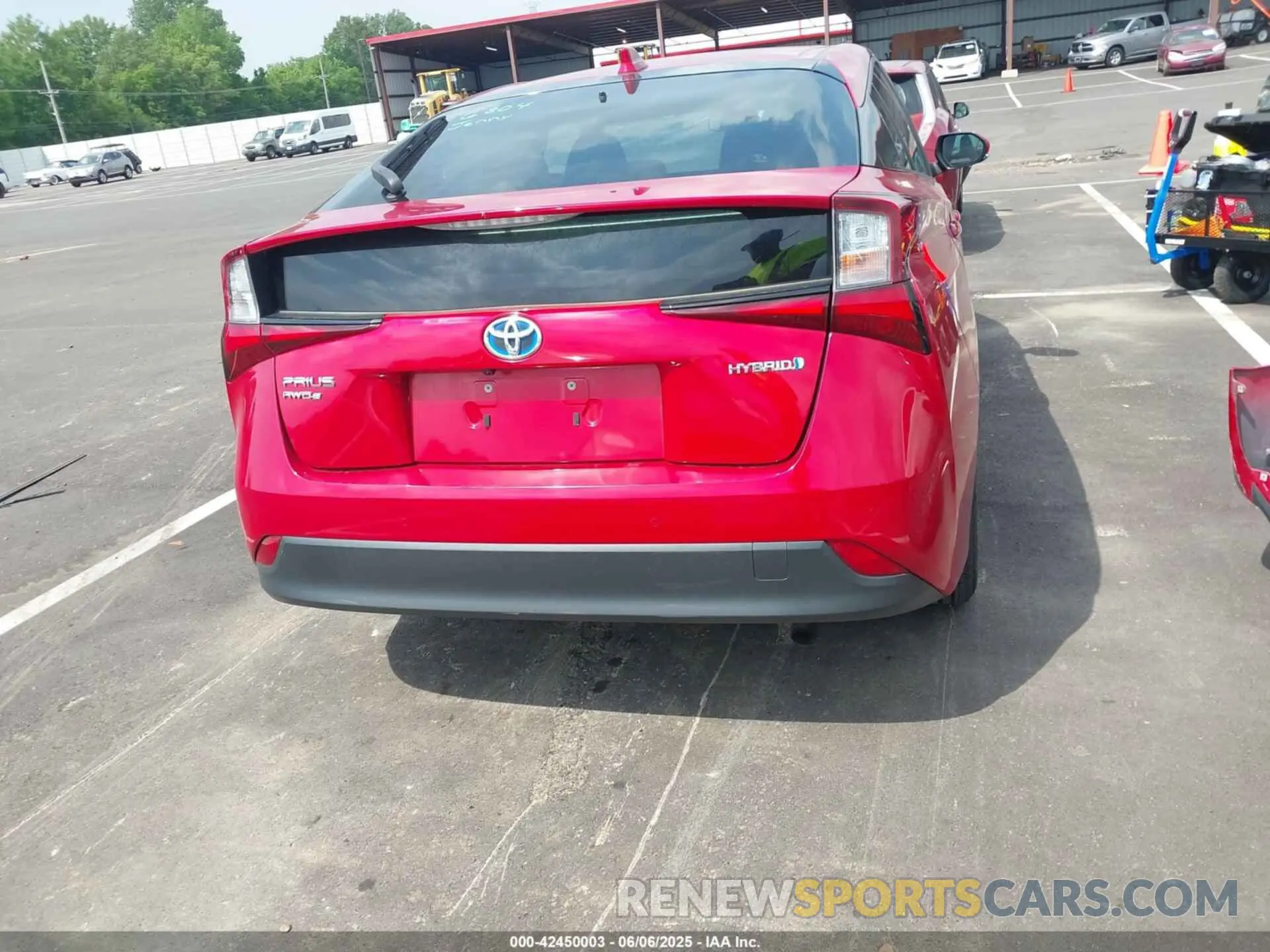 16 Photograph of a damaged car JTDL9MFU0M3029880 TOYOTA PRIUS 2021