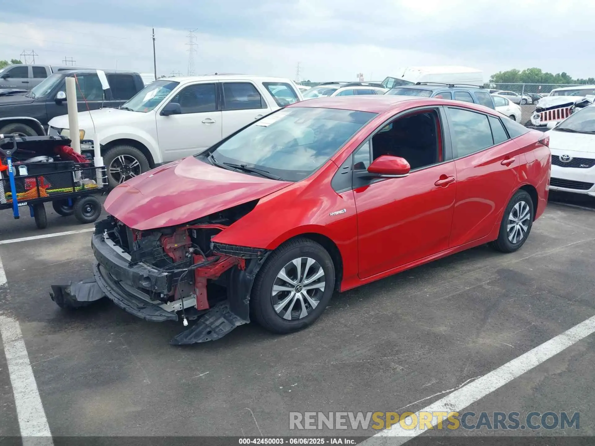 2 Photograph of a damaged car JTDL9MFU0M3029880 TOYOTA PRIUS 2021