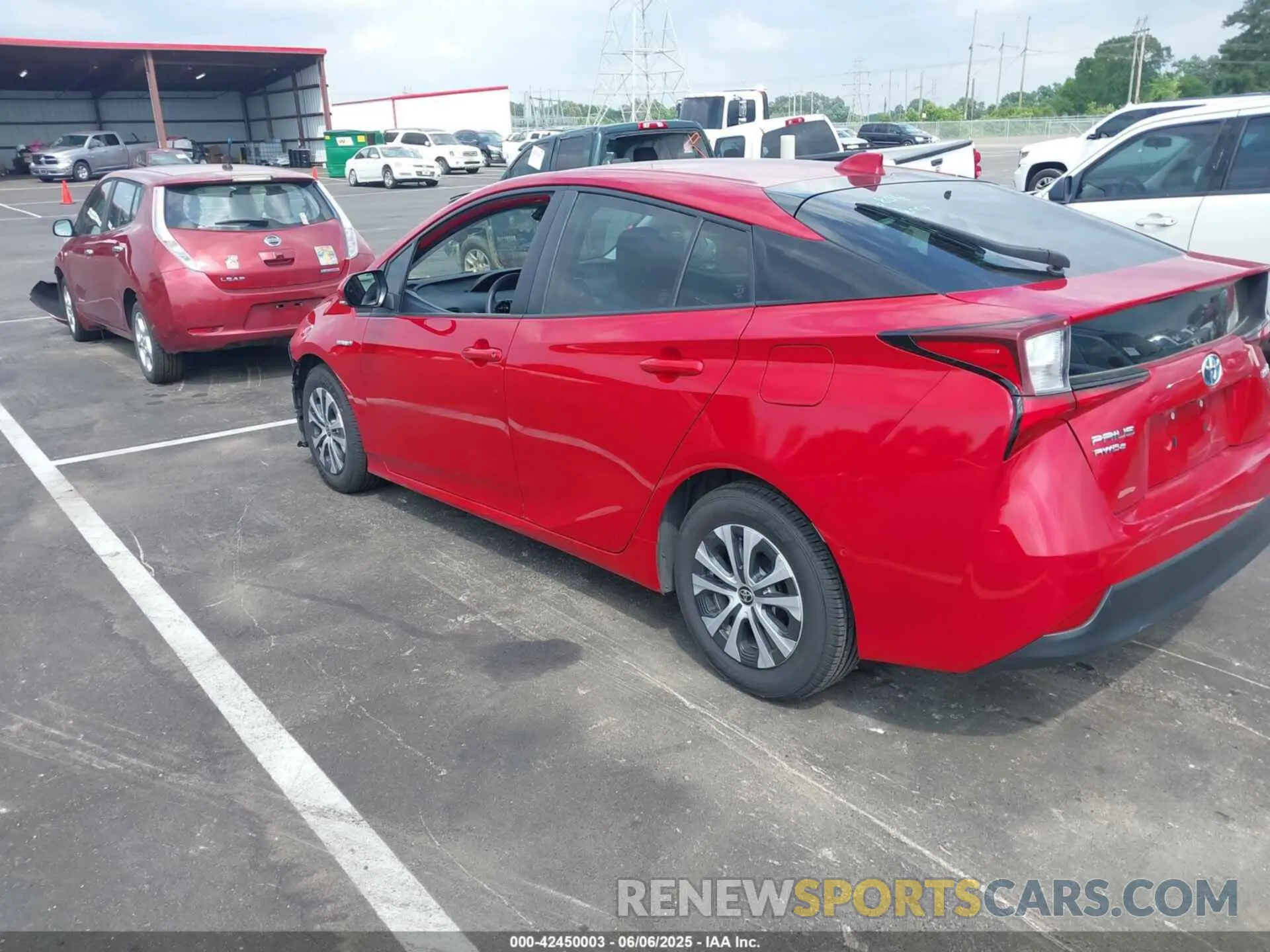3 Photograph of a damaged car JTDL9MFU0M3029880 TOYOTA PRIUS 2021