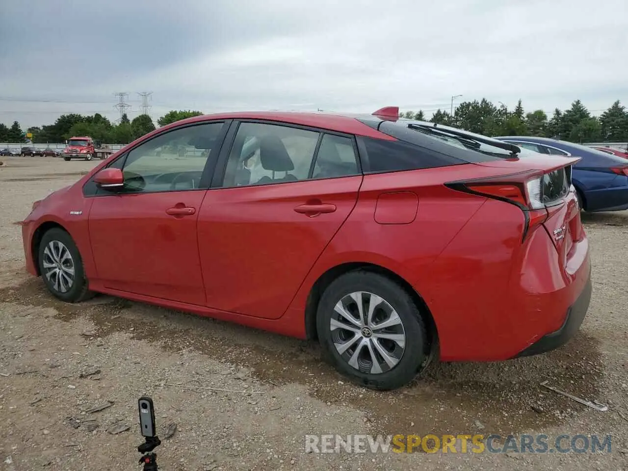 2 Photograph of a damaged car JTDL9MFU1M3027751 TOYOTA PRIUS 2021