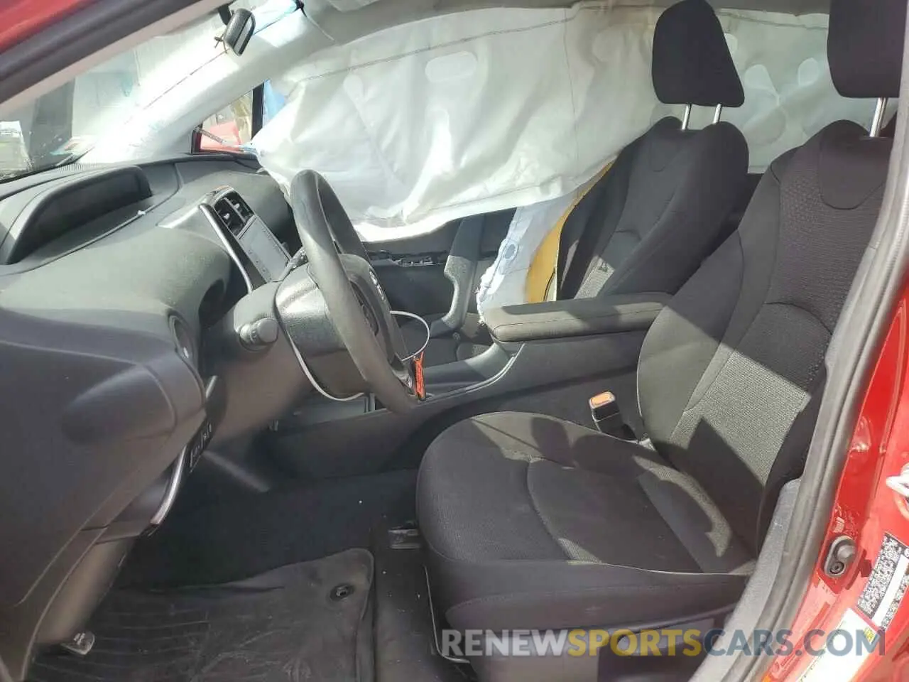7 Photograph of a damaged car JTDL9MFU1M3027751 TOYOTA PRIUS 2021