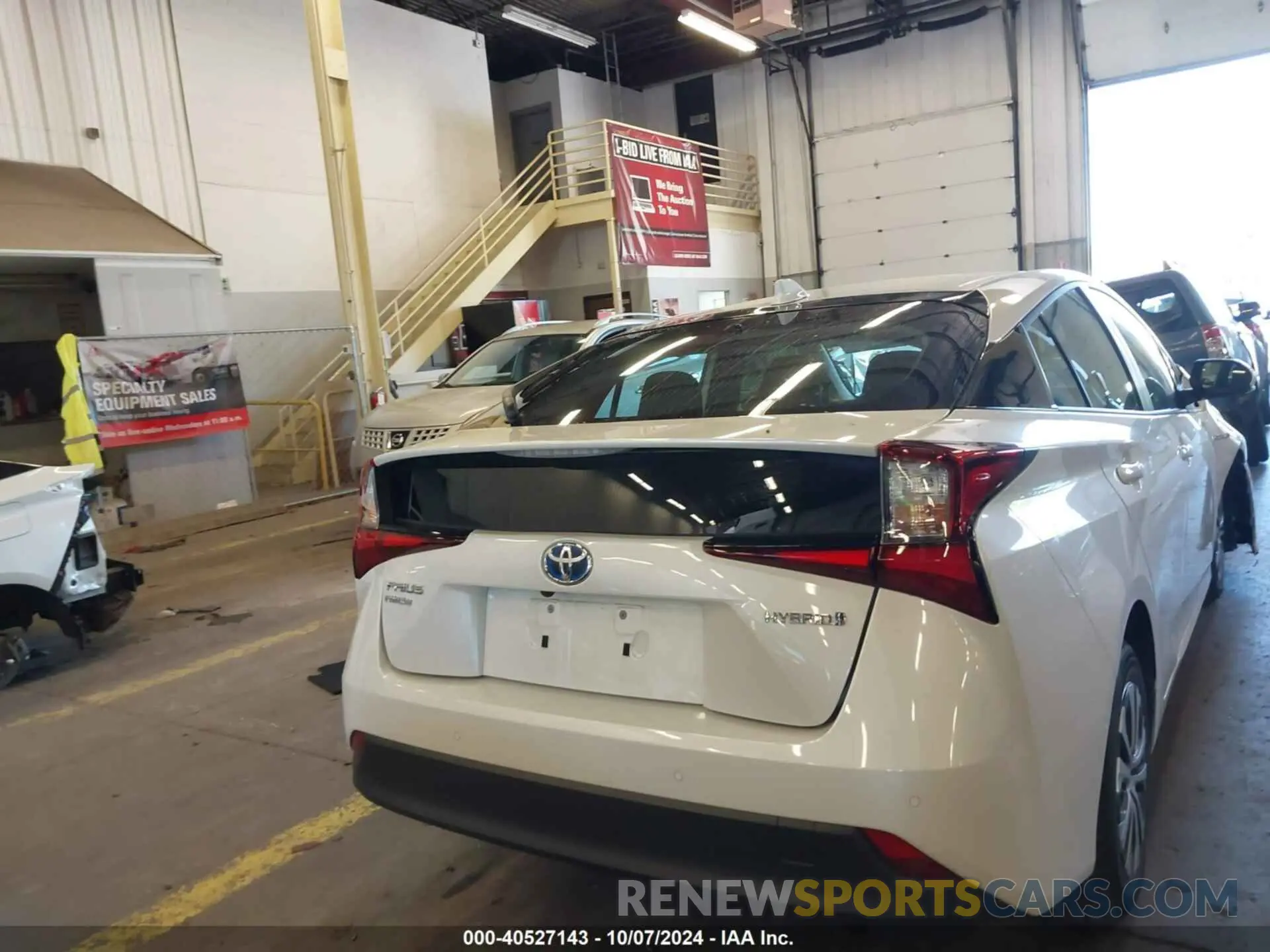 16 Photograph of a damaged car JTDL9MFU1M3028916 TOYOTA PRIUS 2021