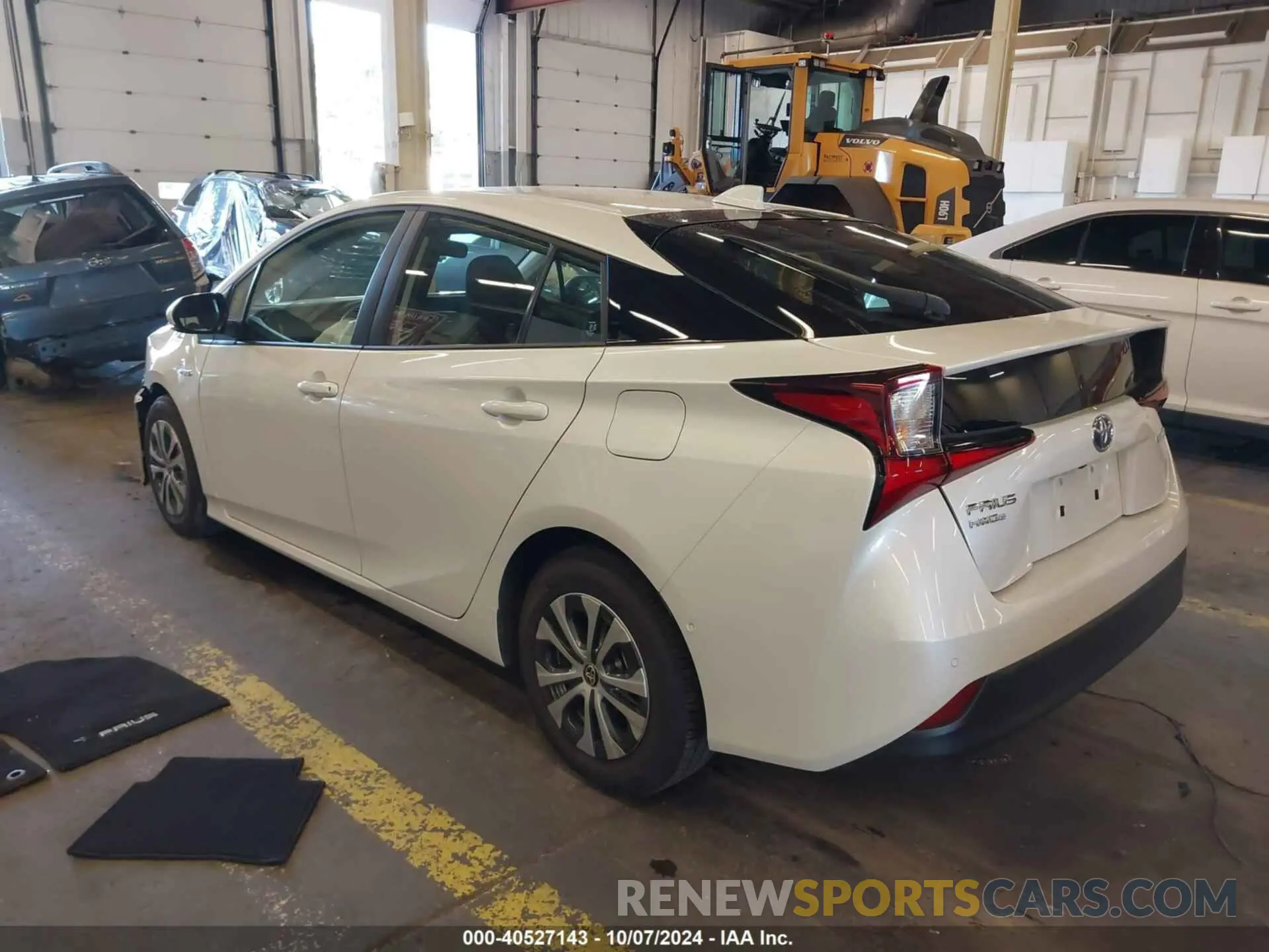 3 Photograph of a damaged car JTDL9MFU1M3028916 TOYOTA PRIUS 2021