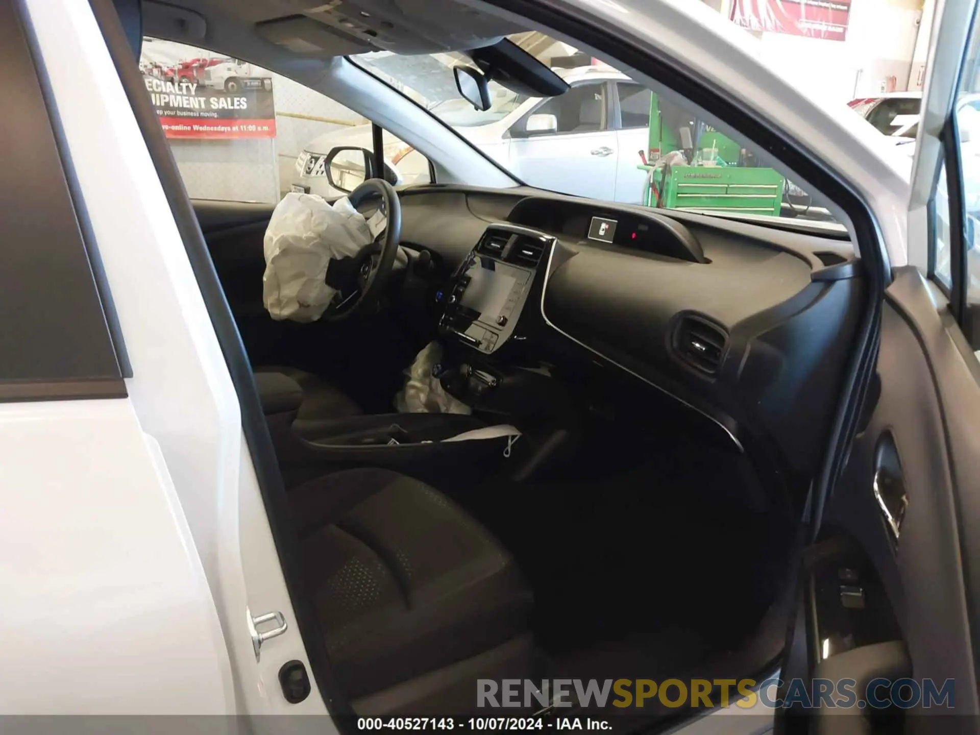 5 Photograph of a damaged car JTDL9MFU1M3028916 TOYOTA PRIUS 2021