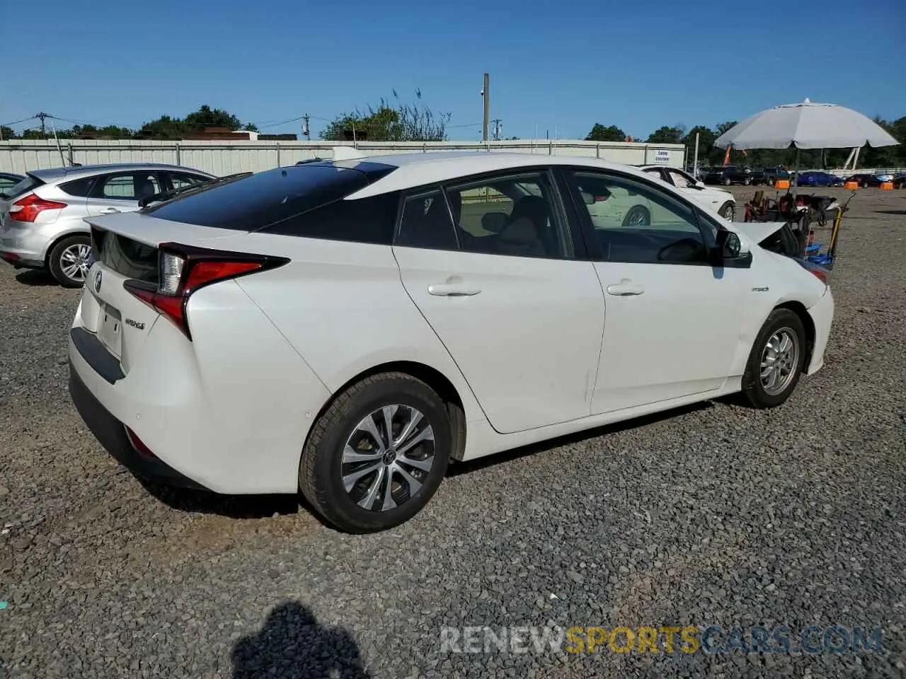 3 Photograph of a damaged car JTDL9MFU1M3031184 TOYOTA PRIUS 2021