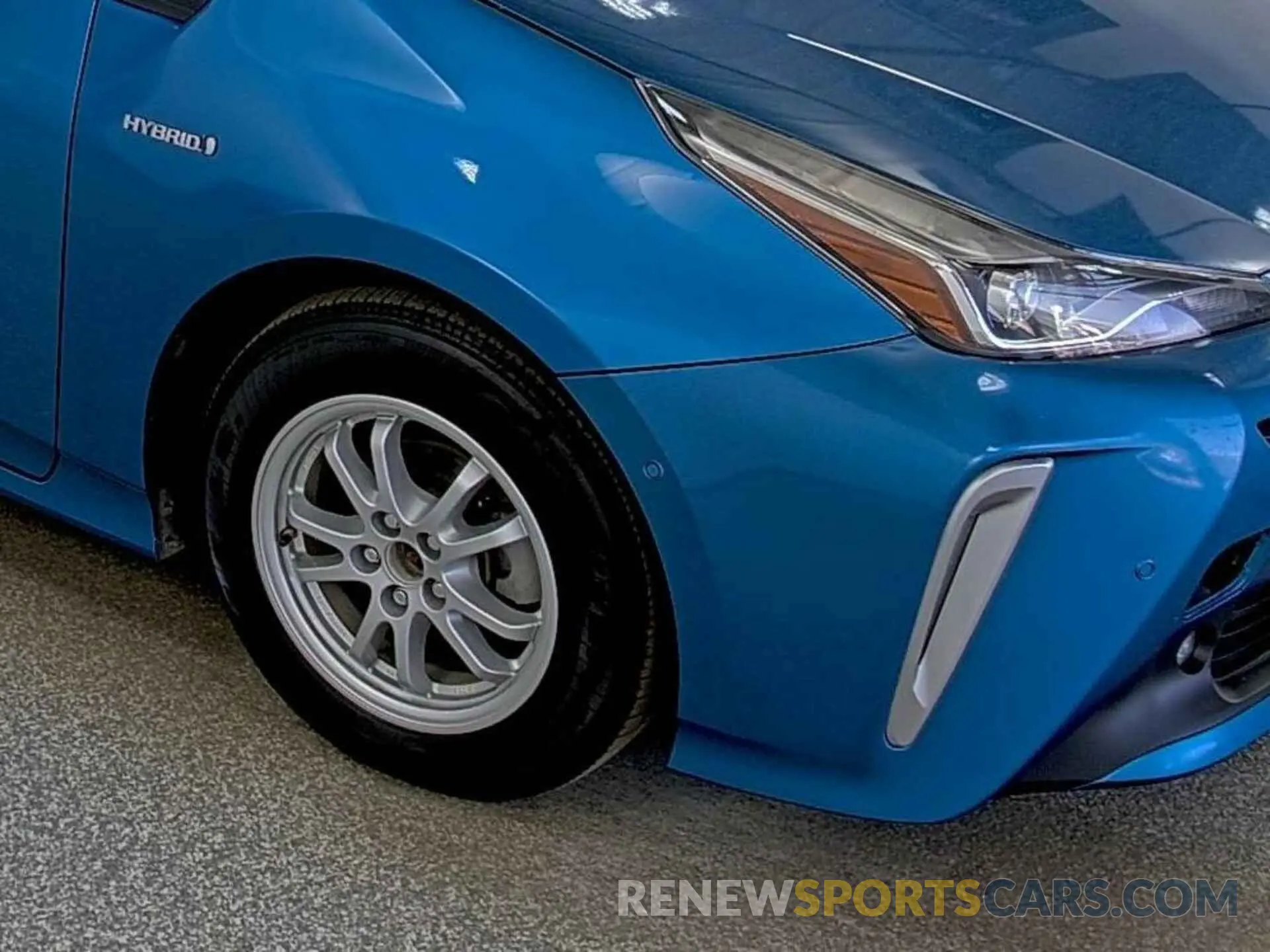 15 Photograph of a damaged car JTDL9MFU2M3030867 TOYOTA PRIUS 2021