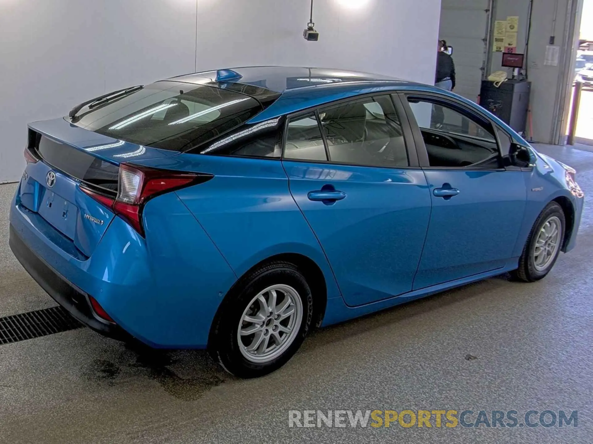 3 Photograph of a damaged car JTDL9MFU2M3030867 TOYOTA PRIUS 2021