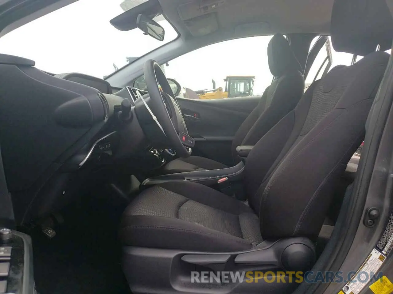 7 Photograph of a damaged car JTDL9MFU3M3024172 TOYOTA PRIUS 2021