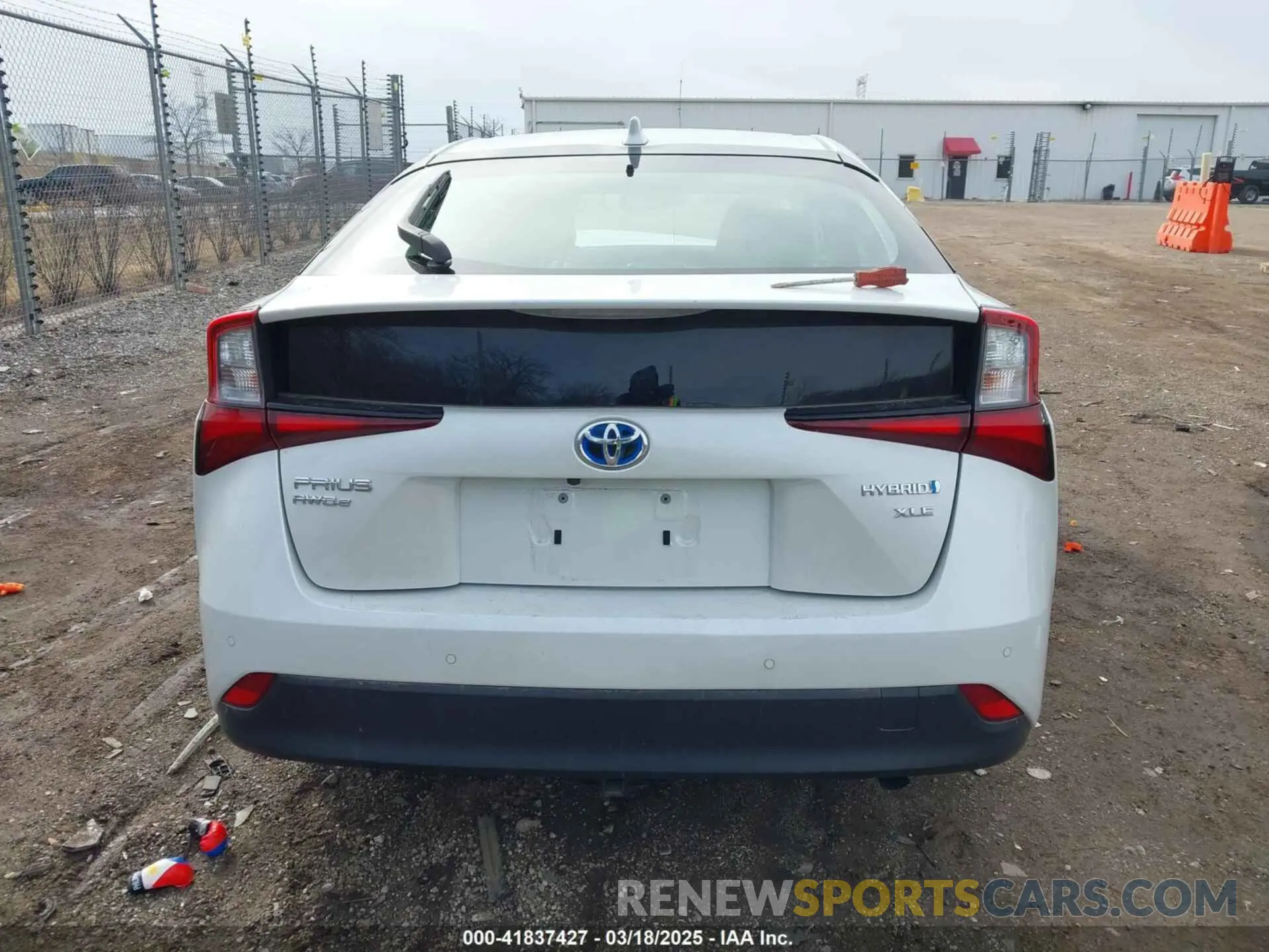 16 Photograph of a damaged car JTDL9MFU3M3030604 TOYOTA PRIUS 2021