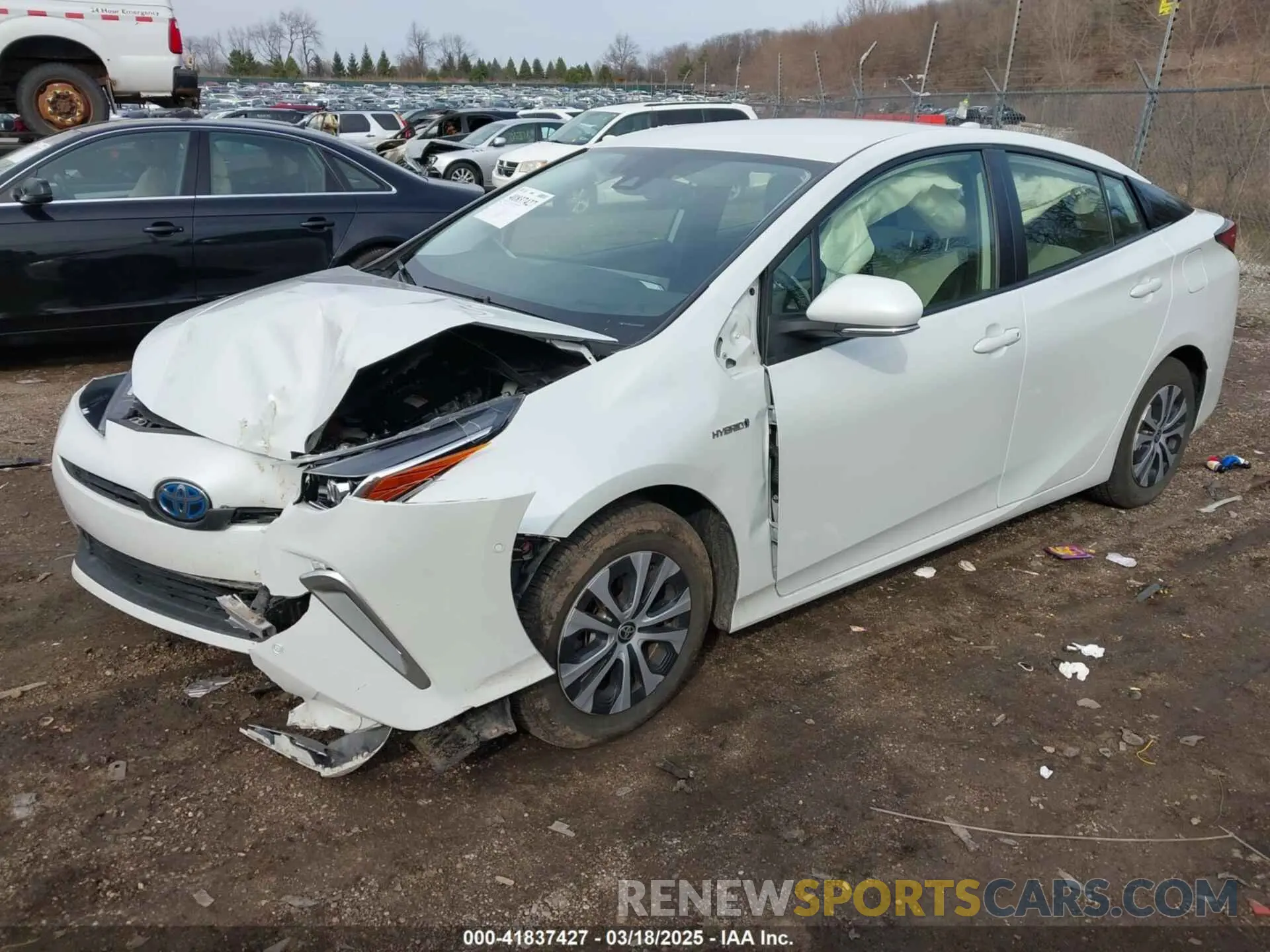 2 Photograph of a damaged car JTDL9MFU3M3030604 TOYOTA PRIUS 2021
