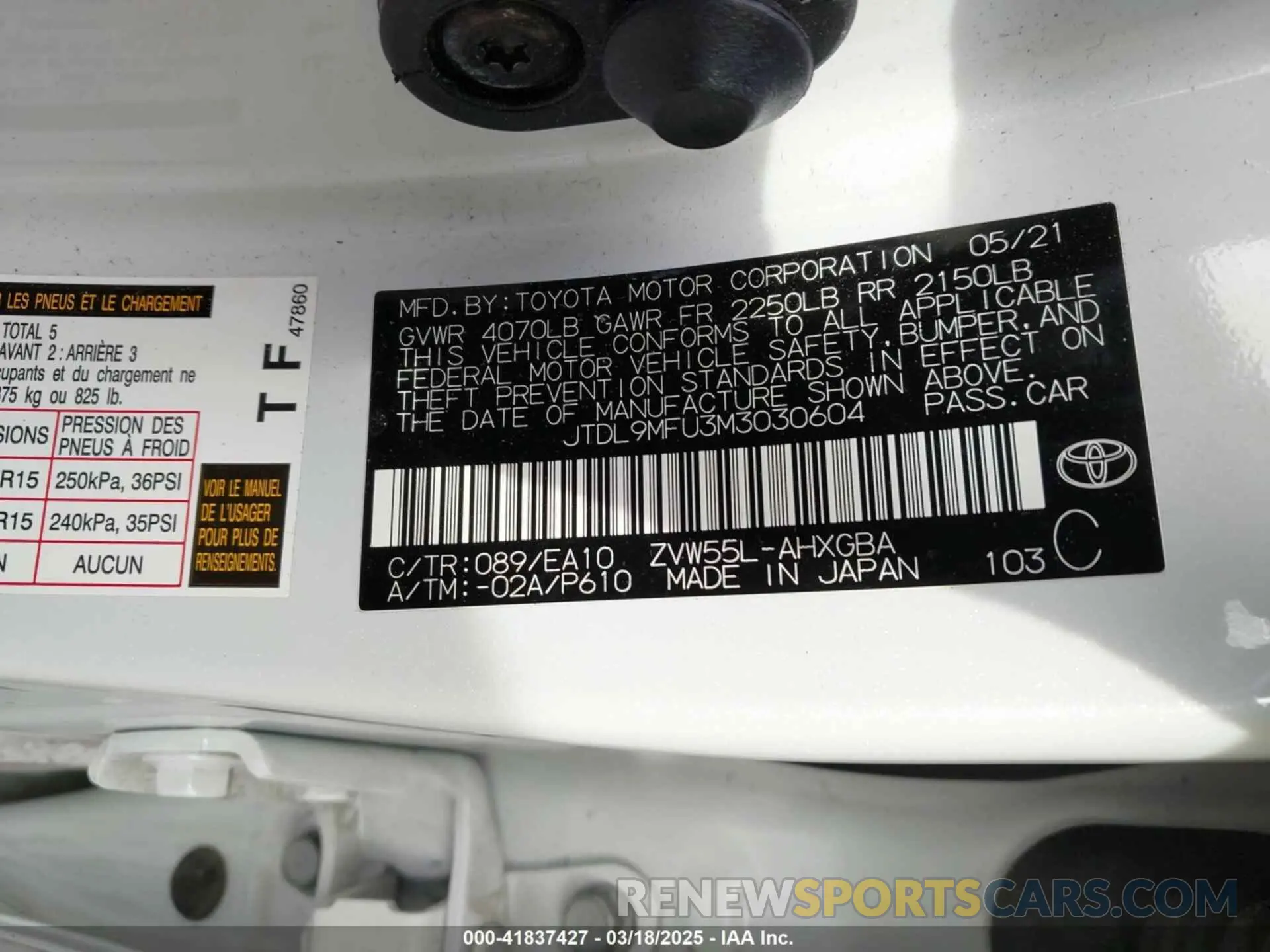 9 Photograph of a damaged car JTDL9MFU3M3030604 TOYOTA PRIUS 2021