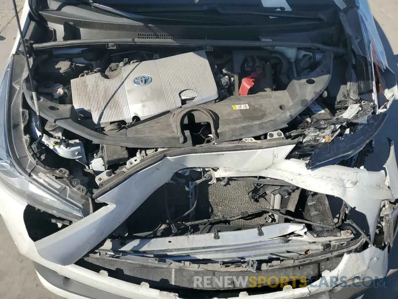 11 Photograph of a damaged car JTDL9MFU3M3031137 TOYOTA PRIUS 2021