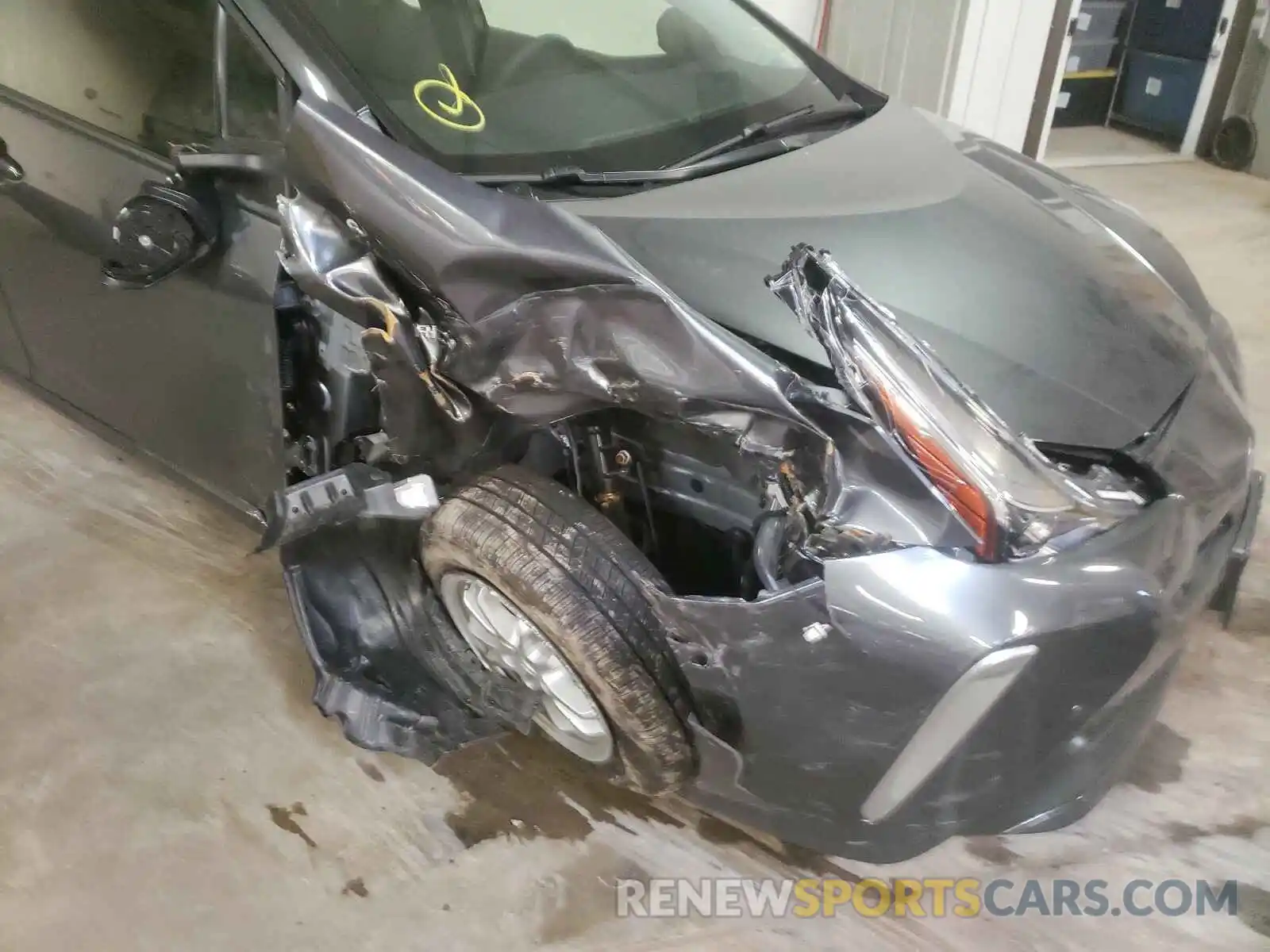 9 Photograph of a damaged car JTDL9MFU4M3027629 TOYOTA PRIUS 2021