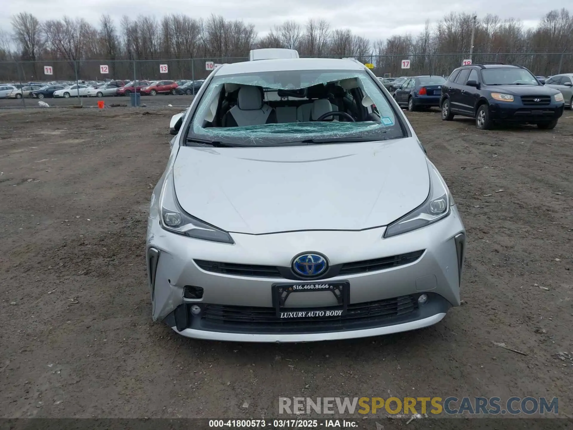 12 Photograph of a damaged car JTDL9MFU4M3028389 TOYOTA PRIUS 2021
