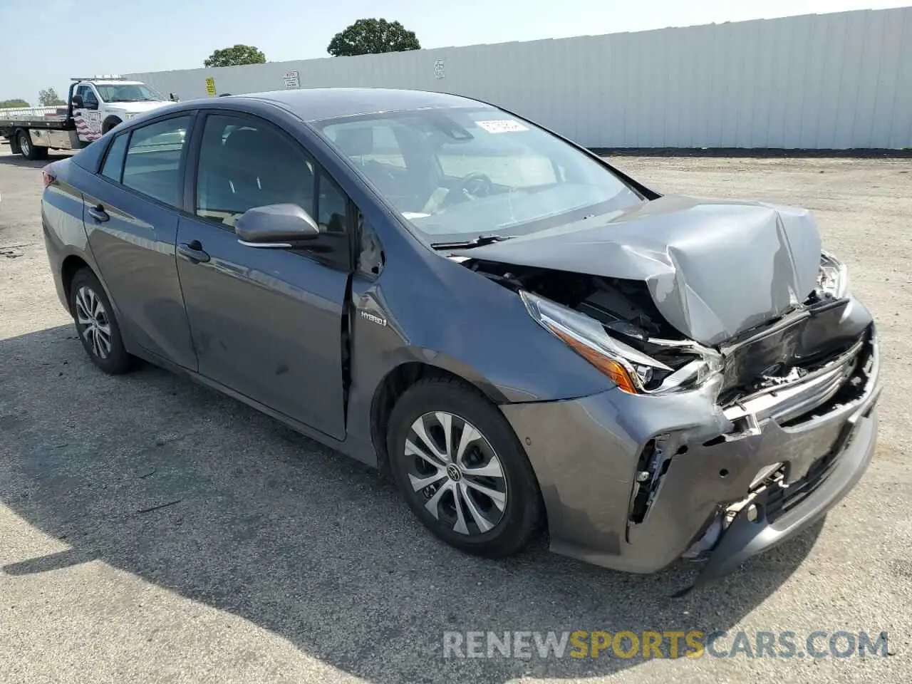 4 Photograph of a damaged car JTDL9MFU5M3022990 TOYOTA PRIUS 2021
