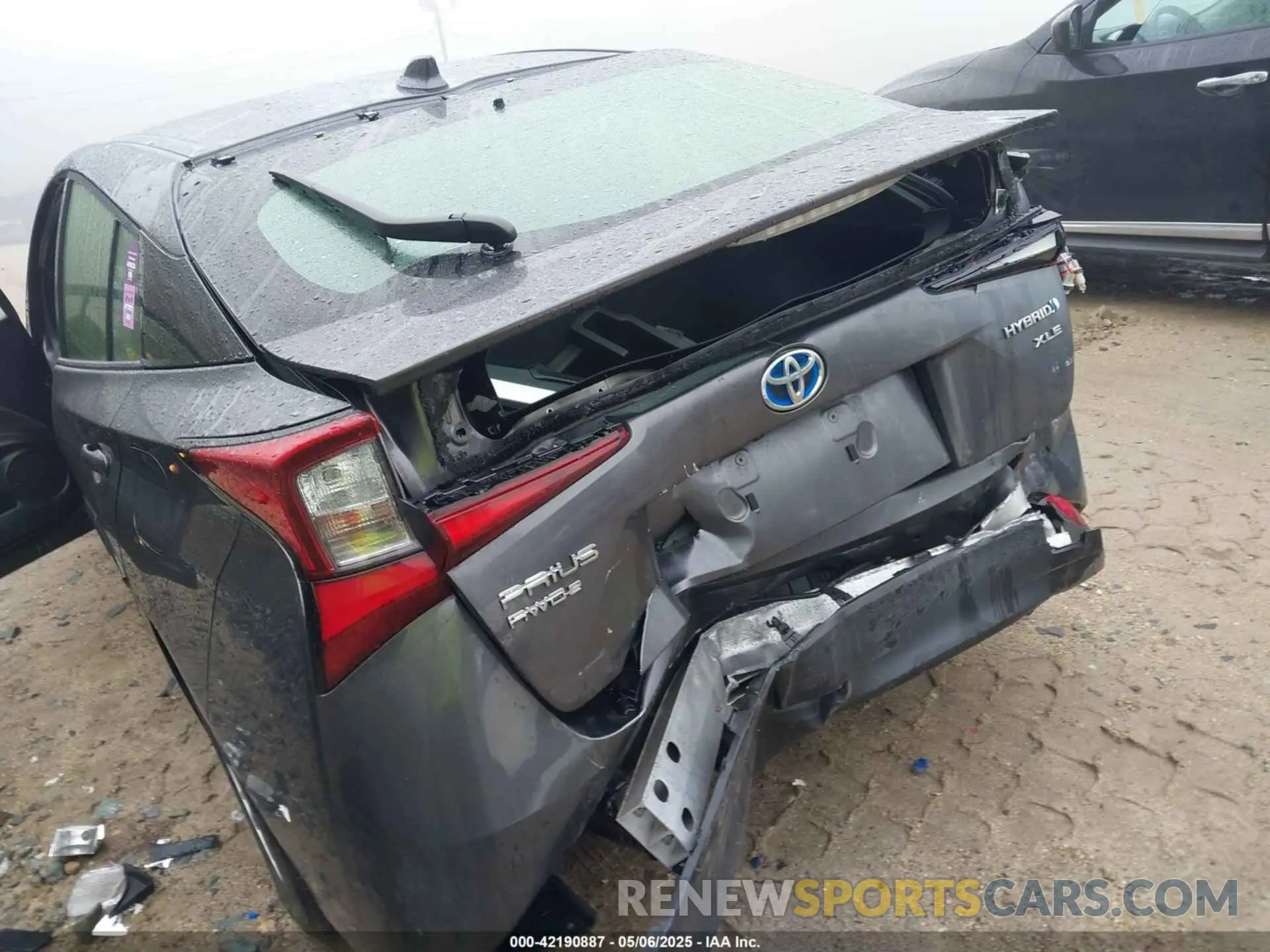 6 Photograph of a damaged car JTDL9MFU5M3023704 TOYOTA PRIUS 2021